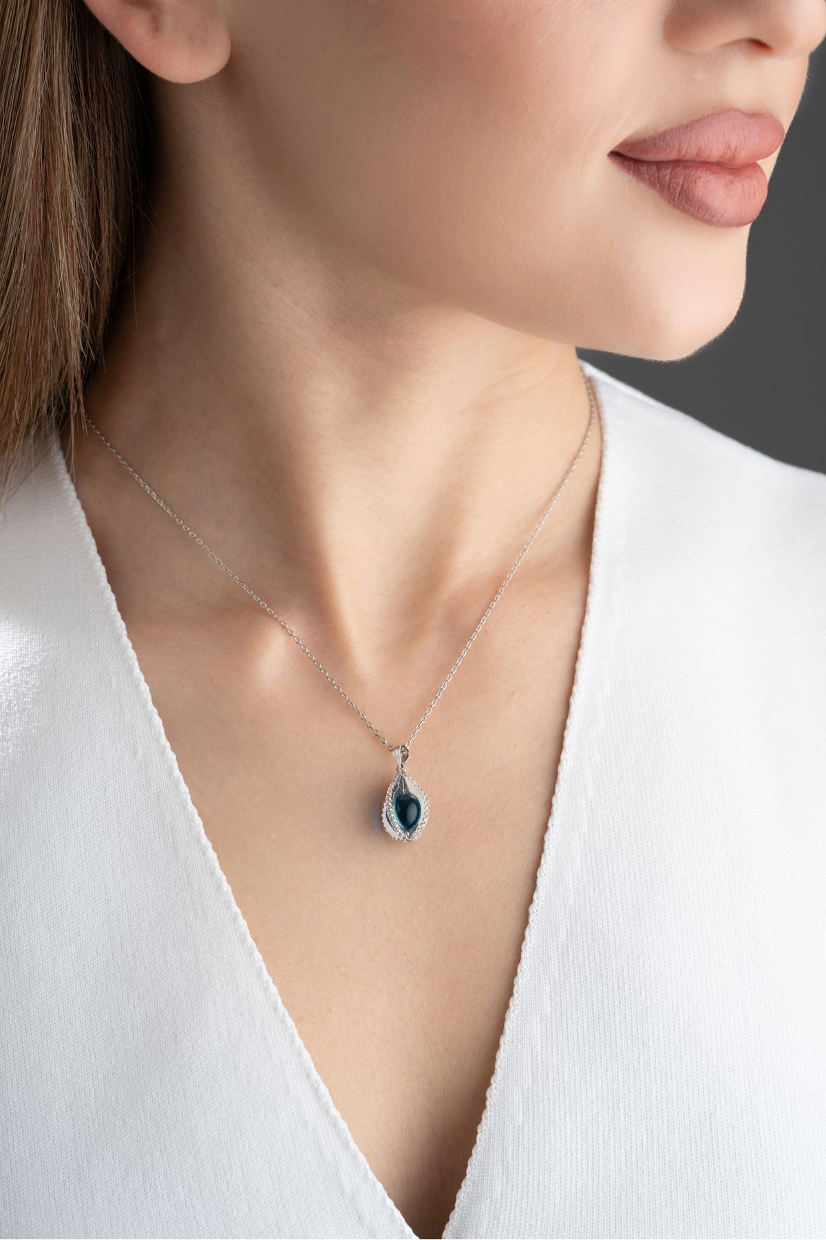 Gümüş Mavi Dönence Kolye