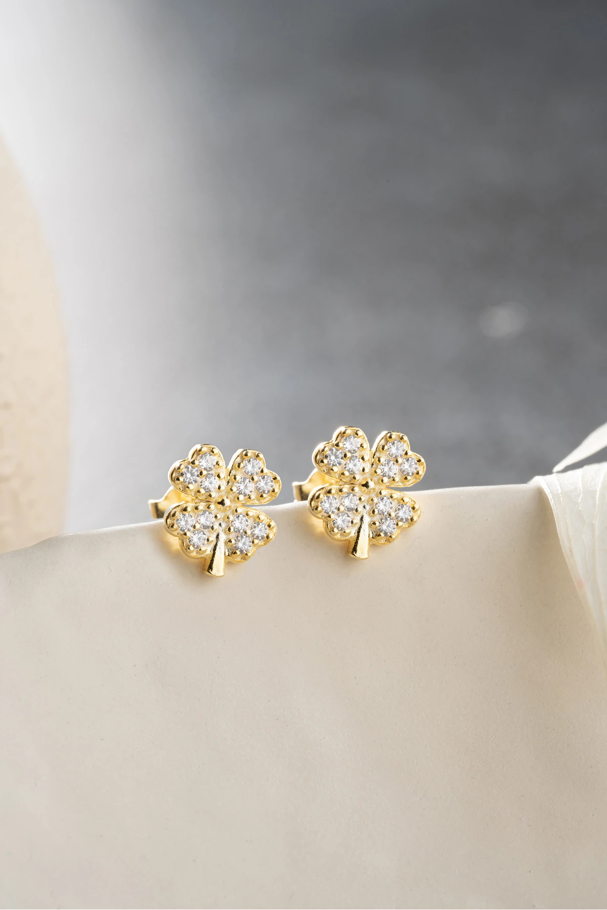 Gümüş Yonca Küpe