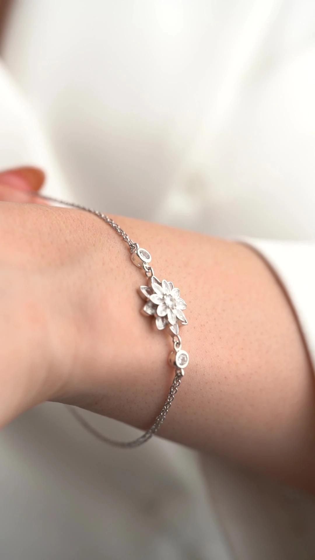 Gümüş Lotus Çiçeği Takı (Kolye-Küpe-Bileklik) Seti