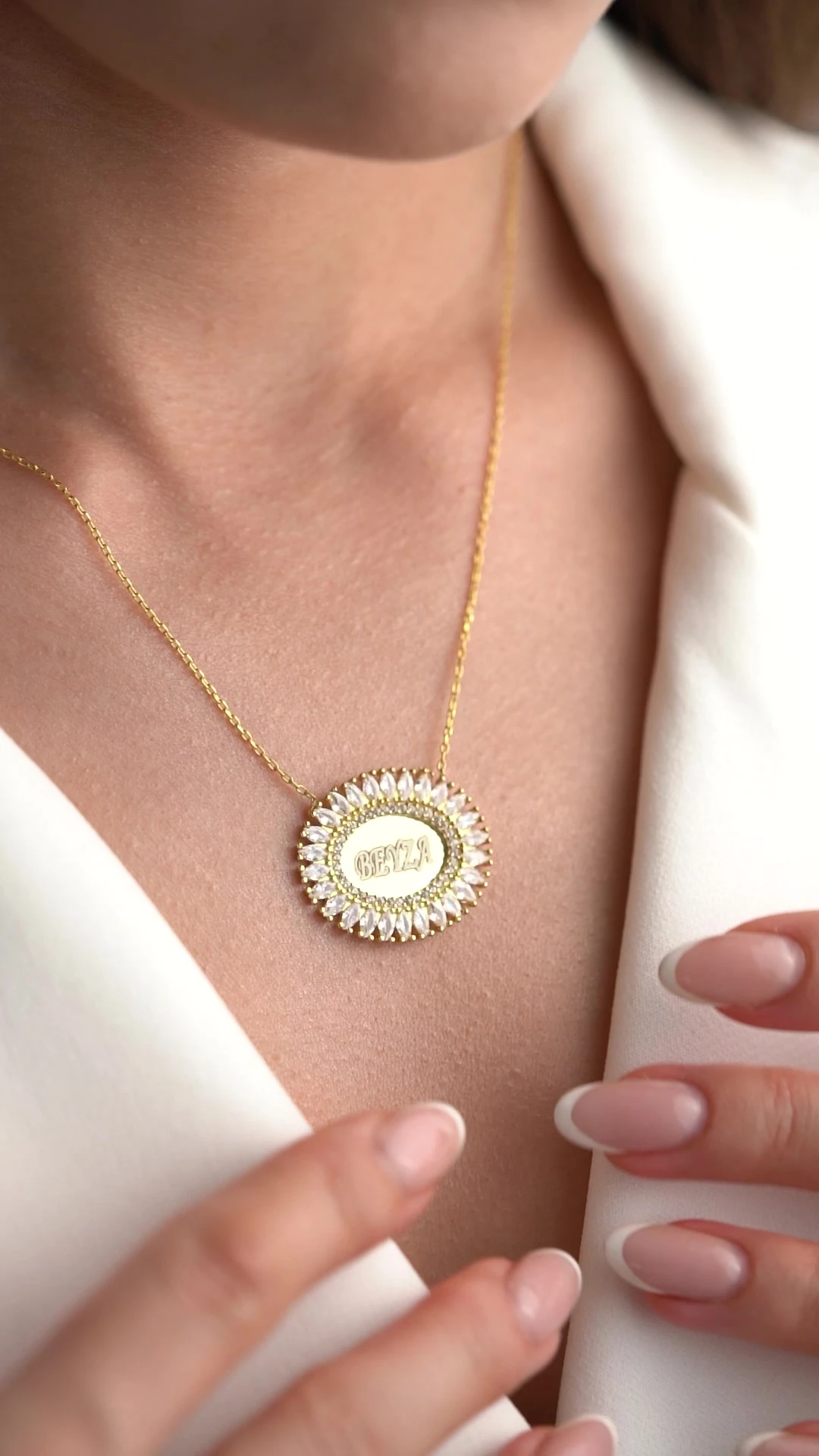 Gümüş Oval Baget İsimli Kolye