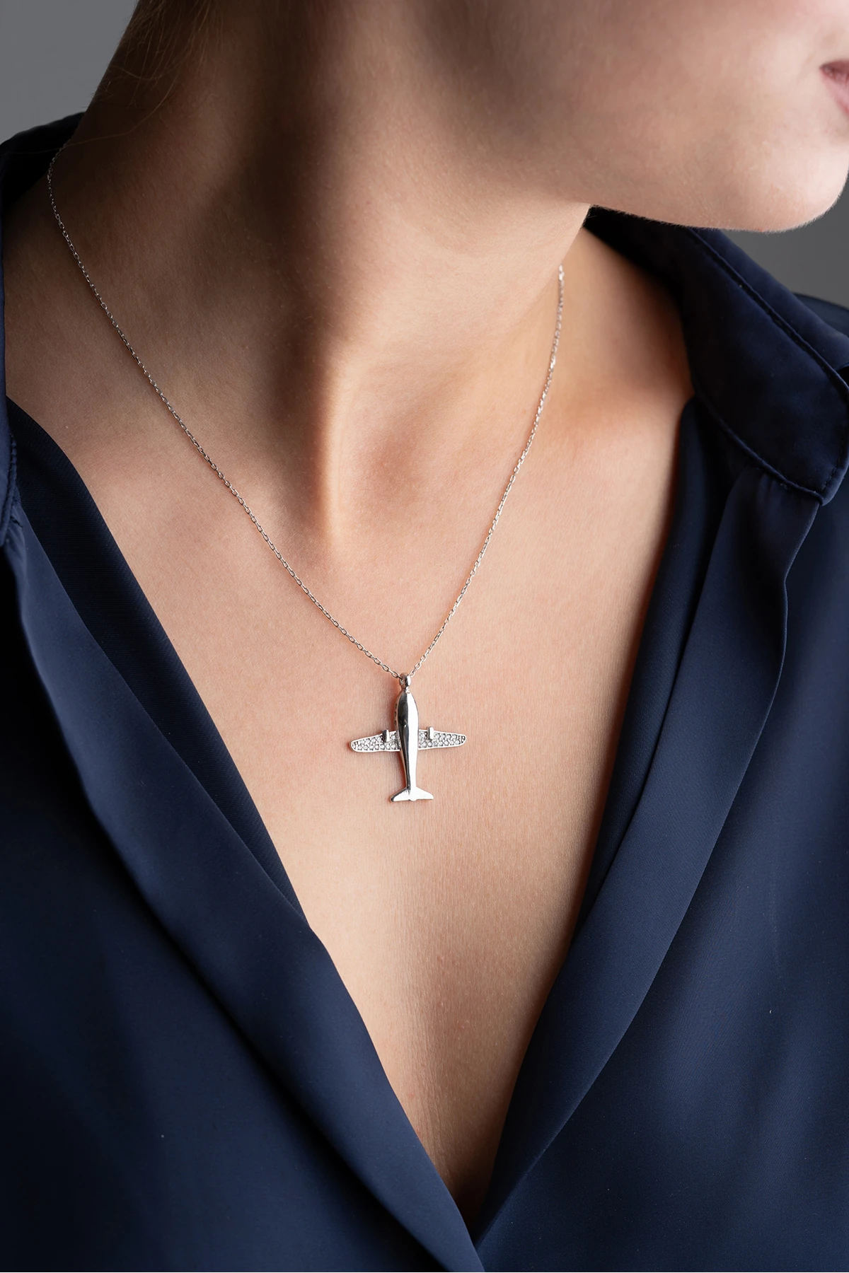 Gümüş Zirkon Taşlı Uçak Kolye