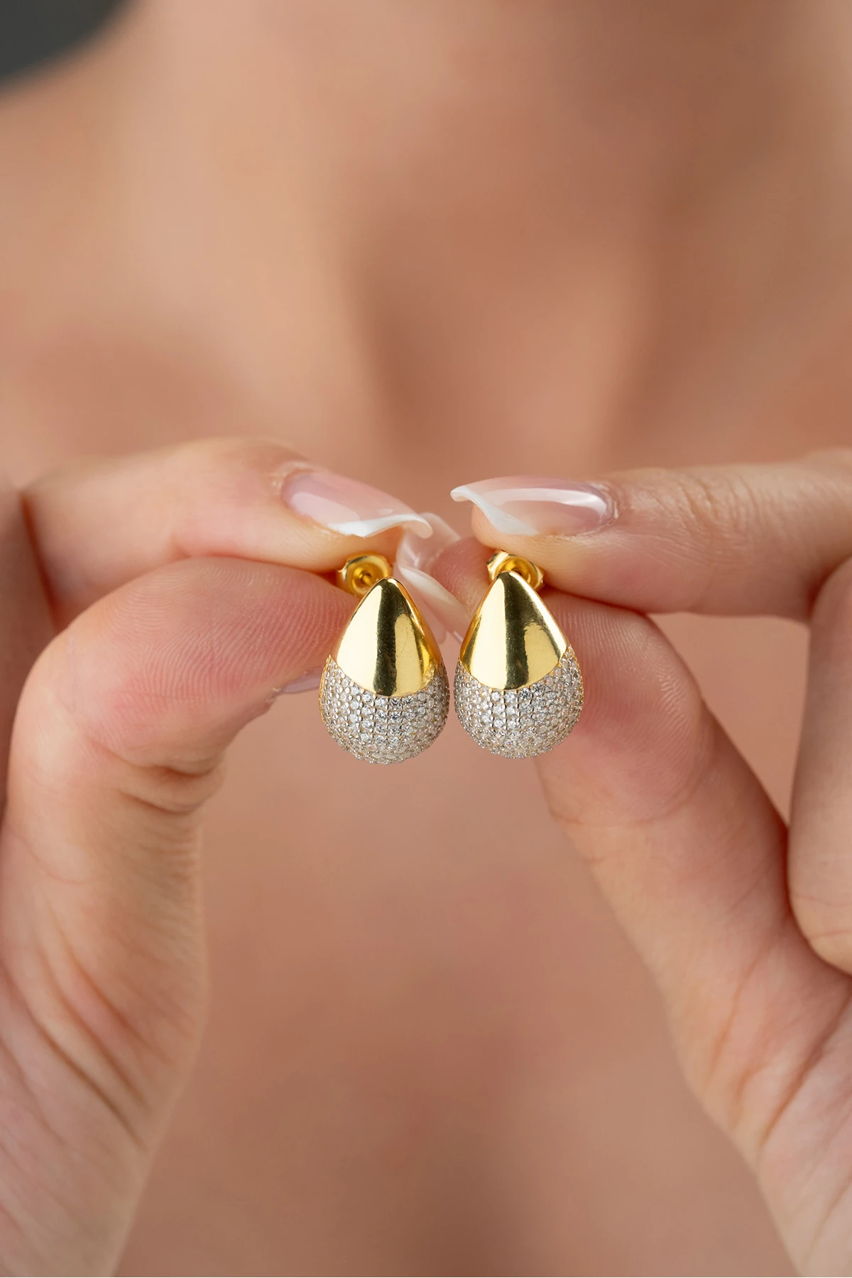 Gümüş Damla Model Küpe