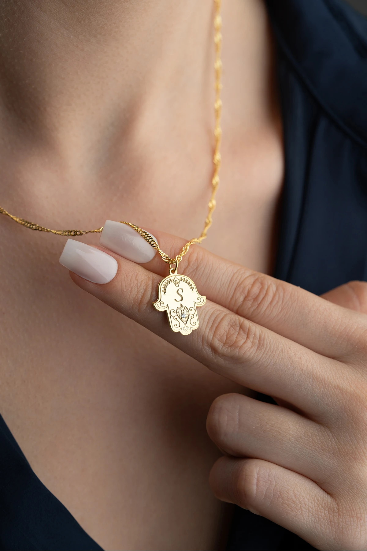 Gümüş Kişiye Özel Fatma Eli Harf Kolye