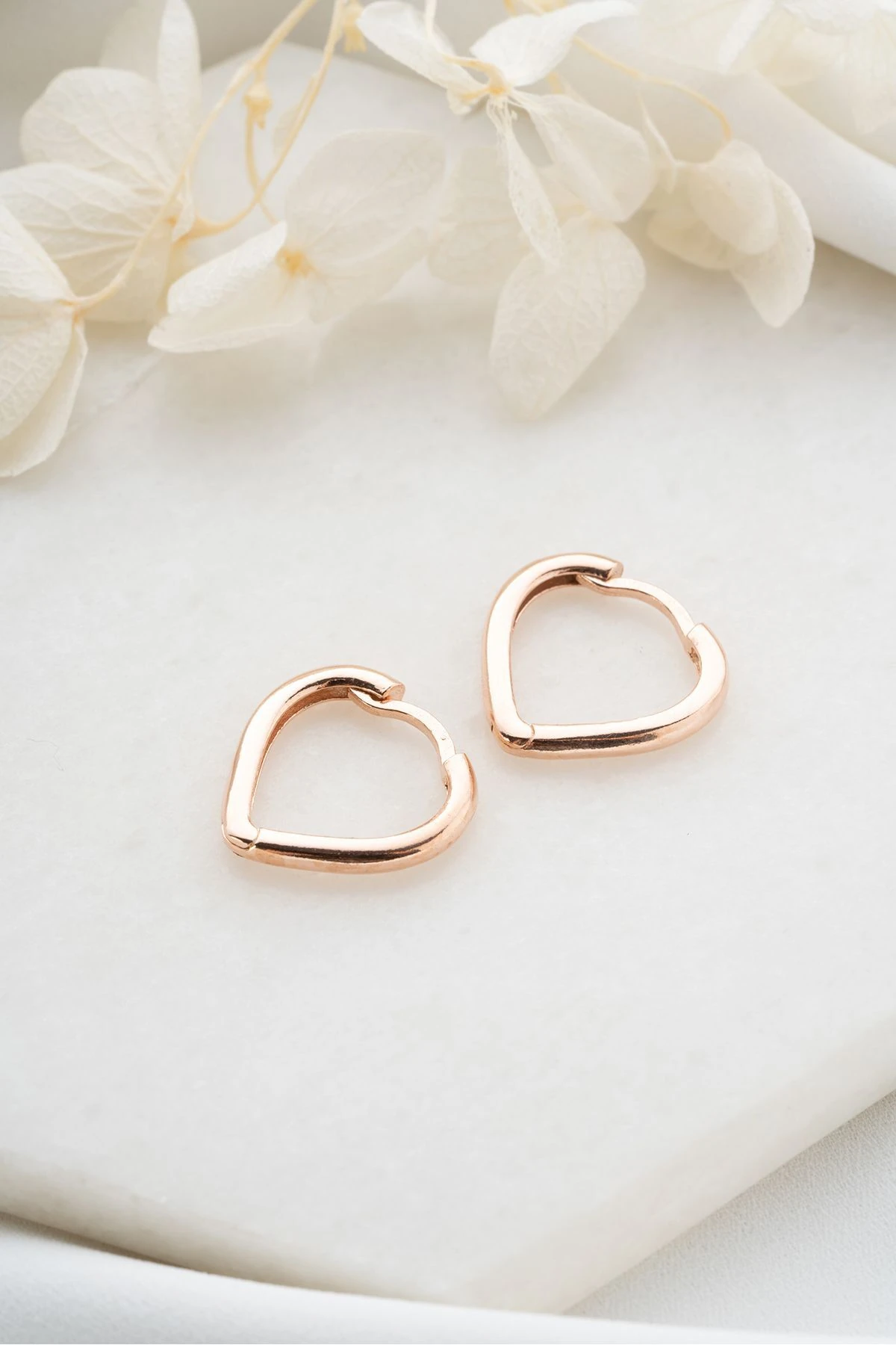 Gümüş Taşsız Kalp Küpe