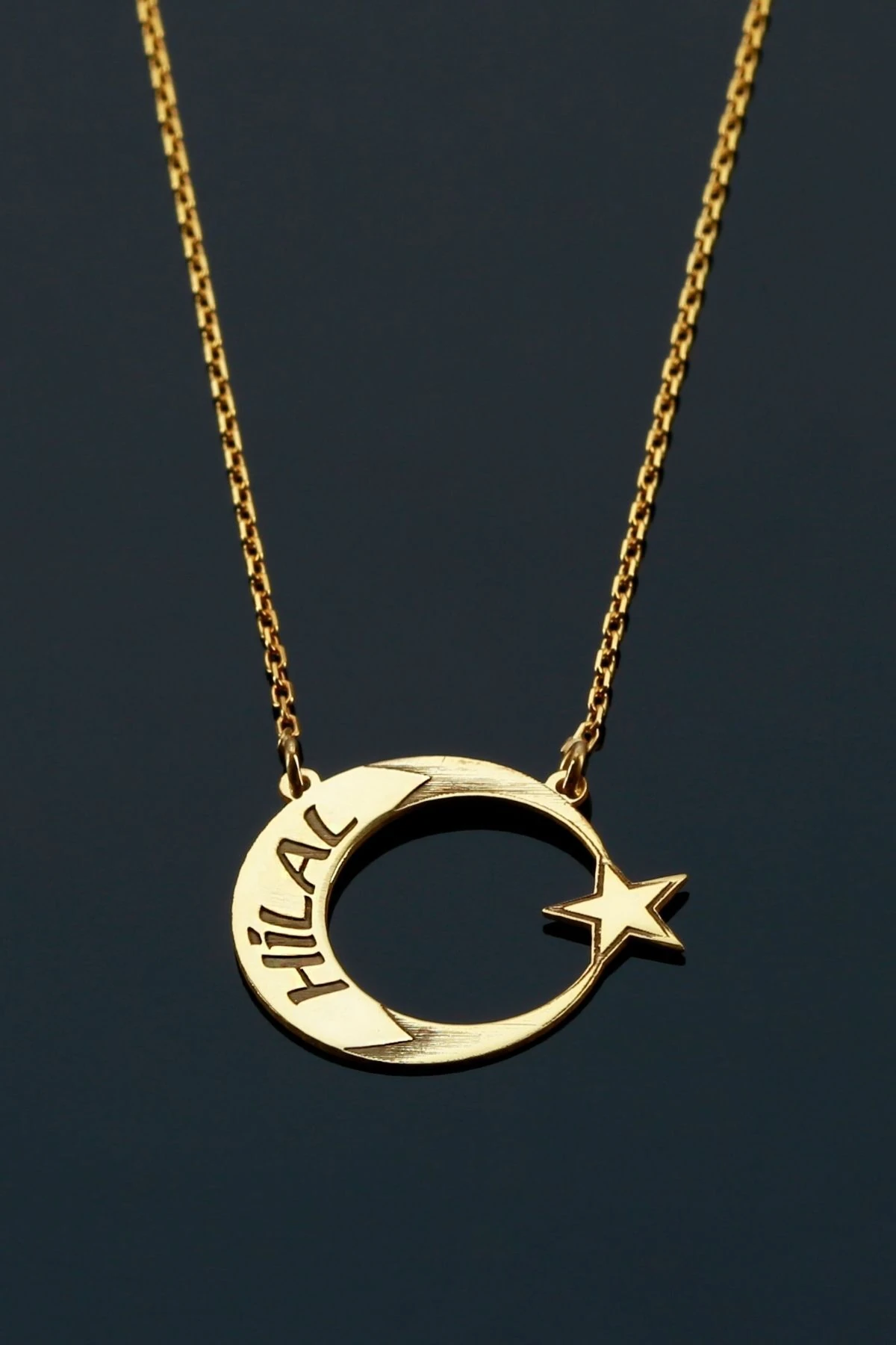 Gümüş Isimli Motifli Ay Yıldız Kolye