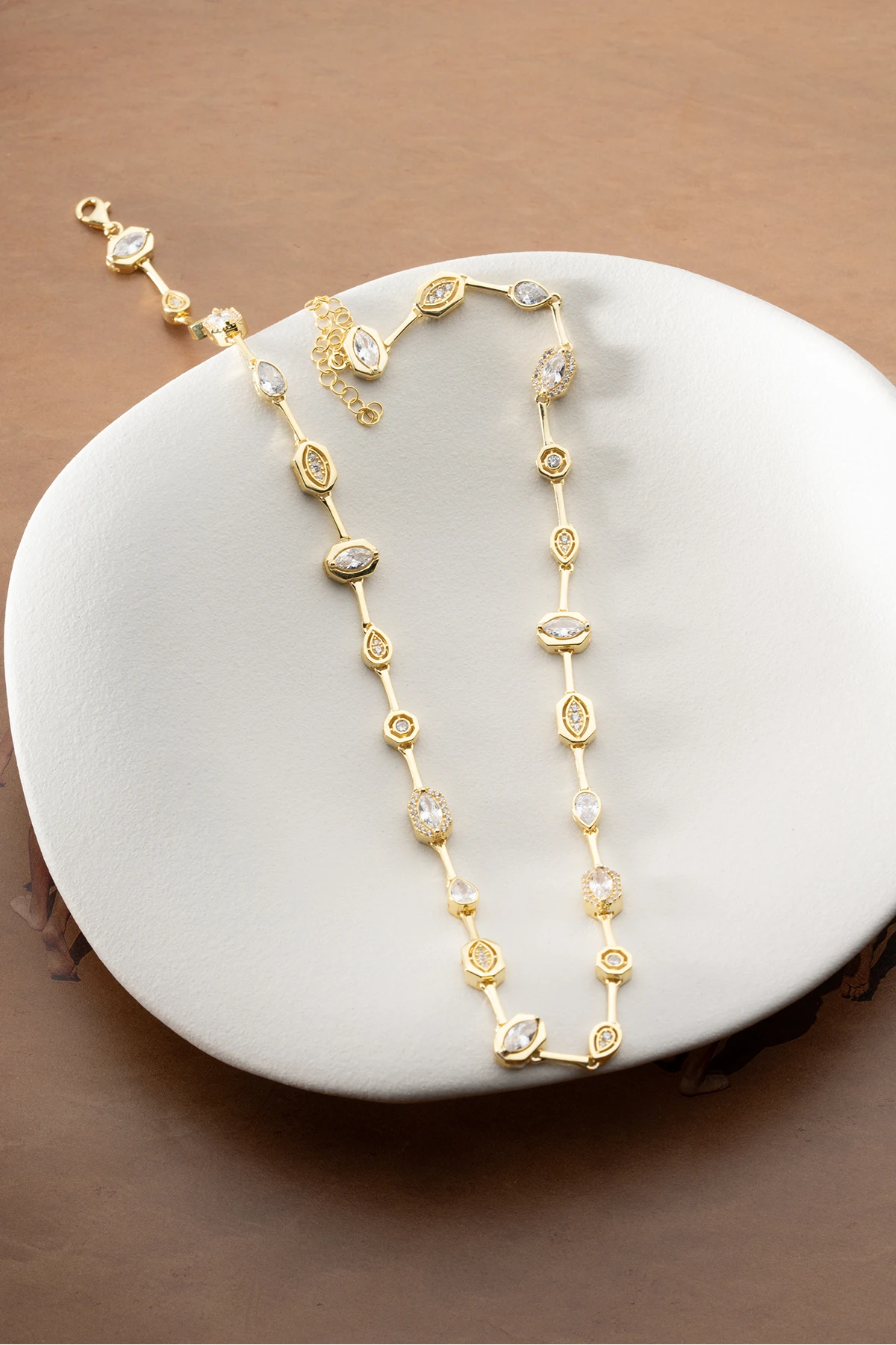 Gümüş Trend Model Kolye