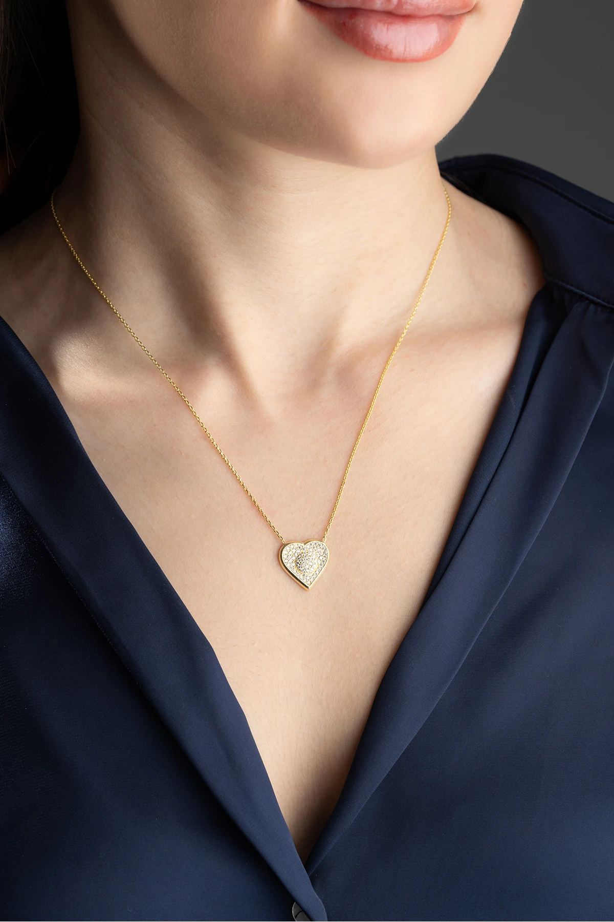 Gümüş Zirkon Taşlı Kalp Kolye