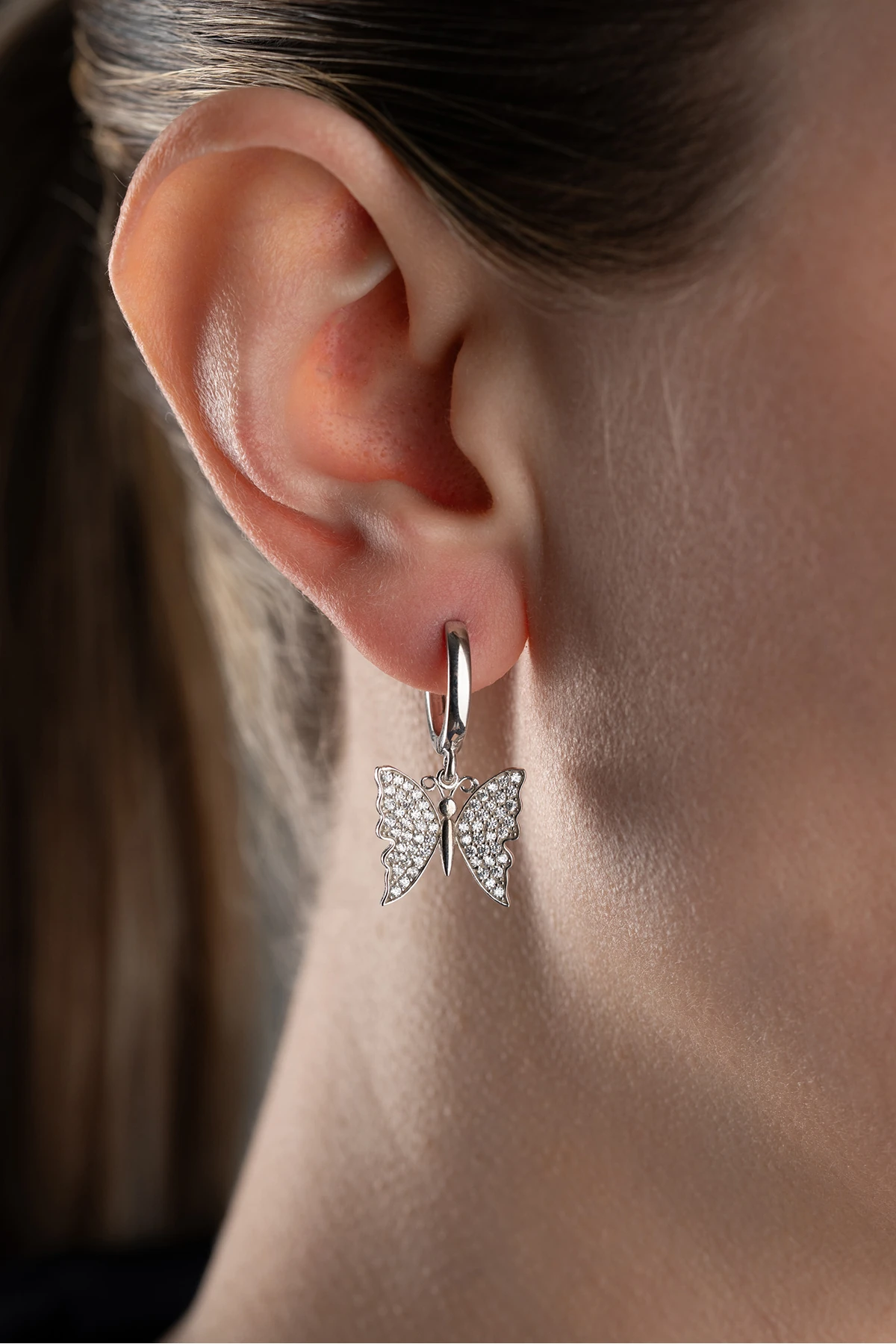 Gümüş Kelebek Küpe Küpe