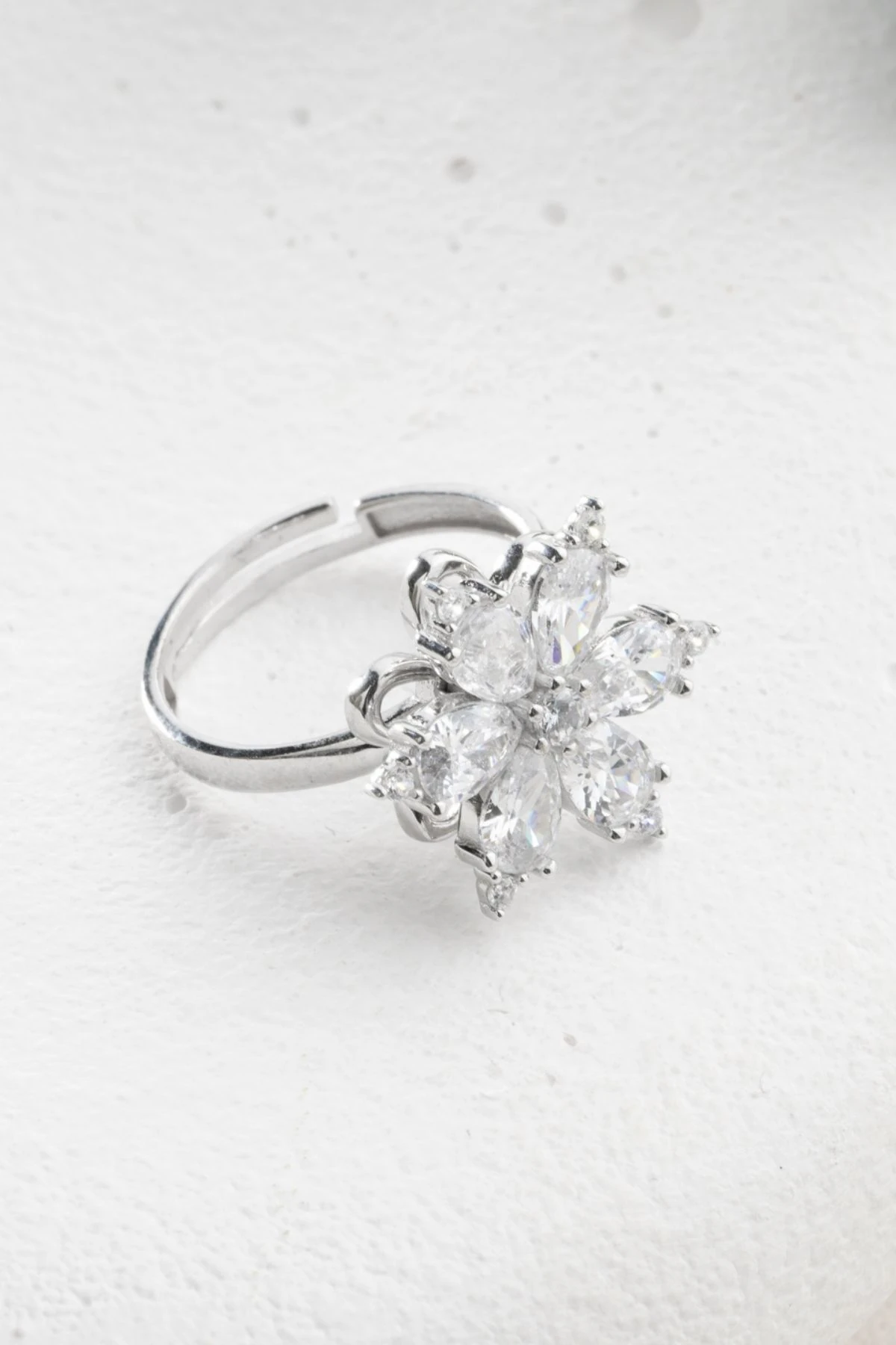 Dönen Lotus Çiçeği Gümüş Yüzük