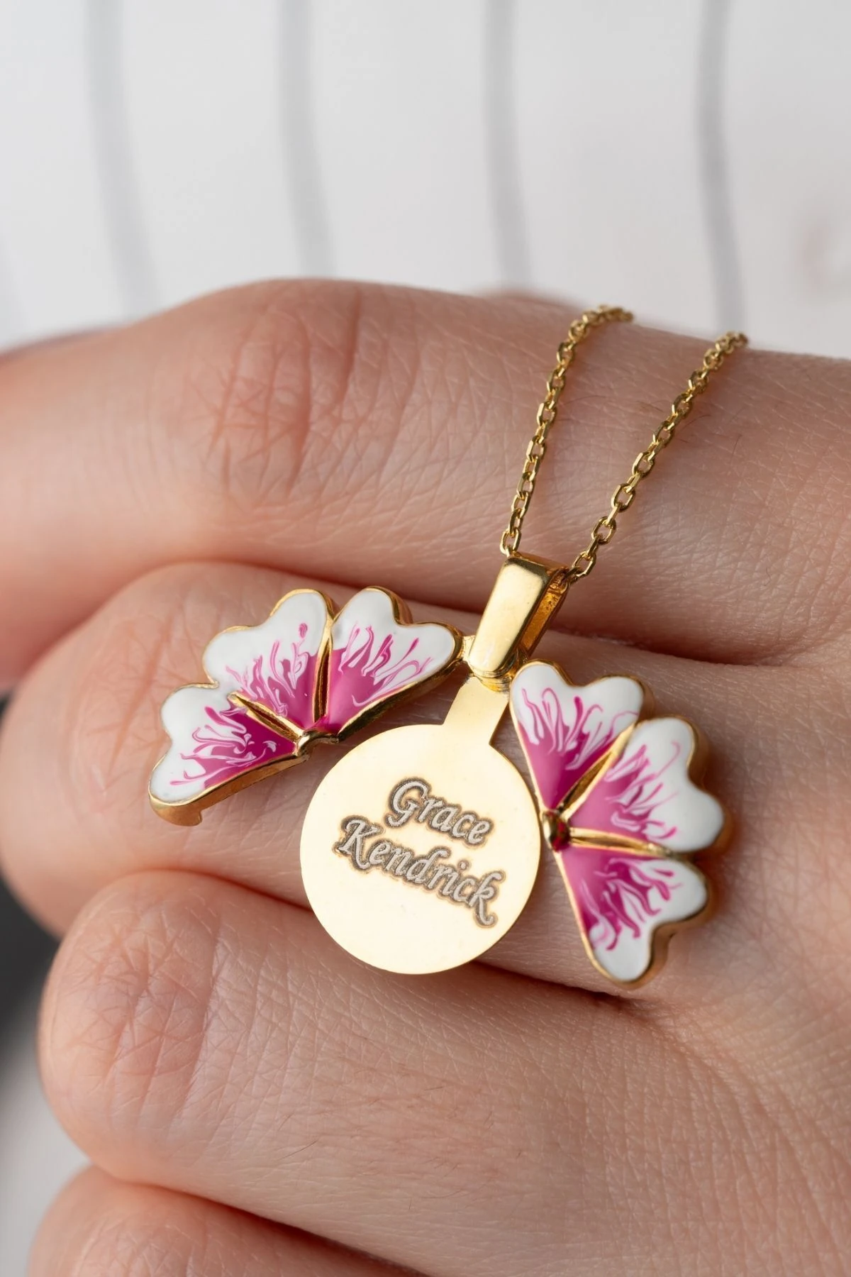 Gümüş Açılabilen İsimli Çiçek Kolye