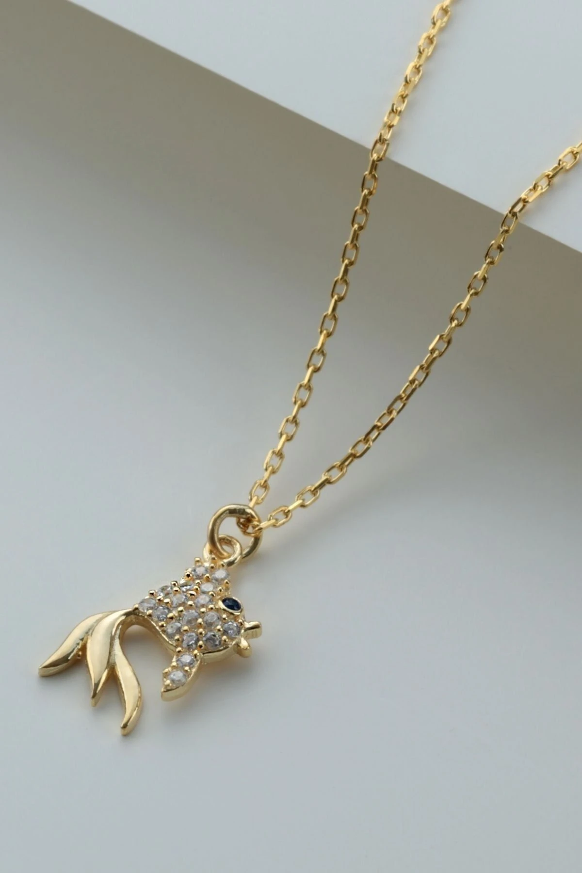 Gümüş Minimal Balık Kolye