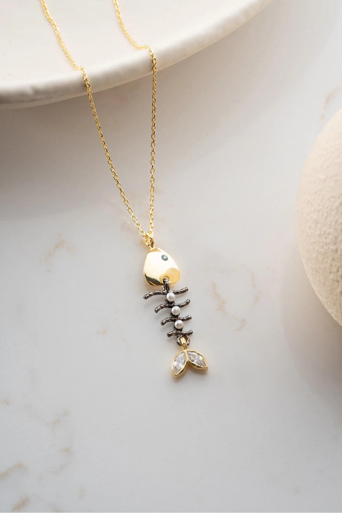 Gümüş Balık Kılçığı Kolye