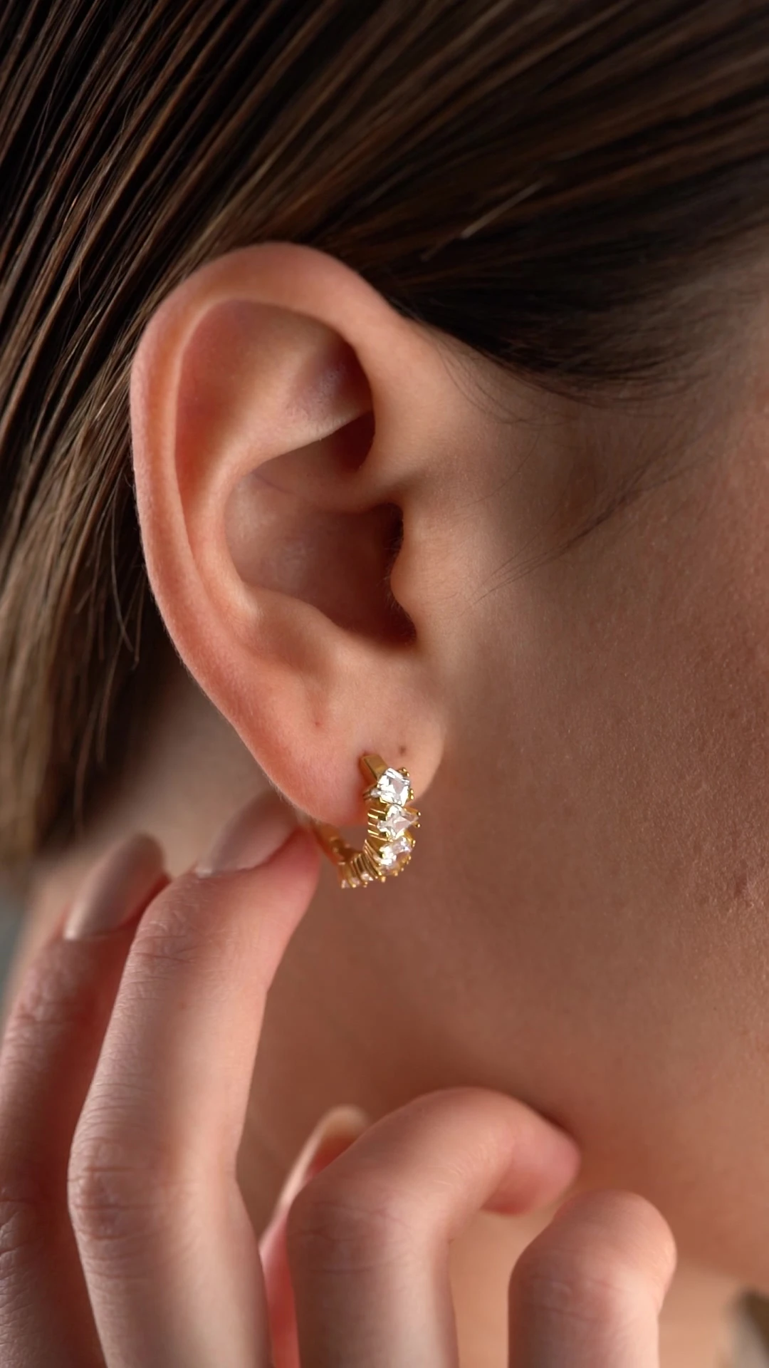 Gümüş Zirkon Taşlı Halka Küpe