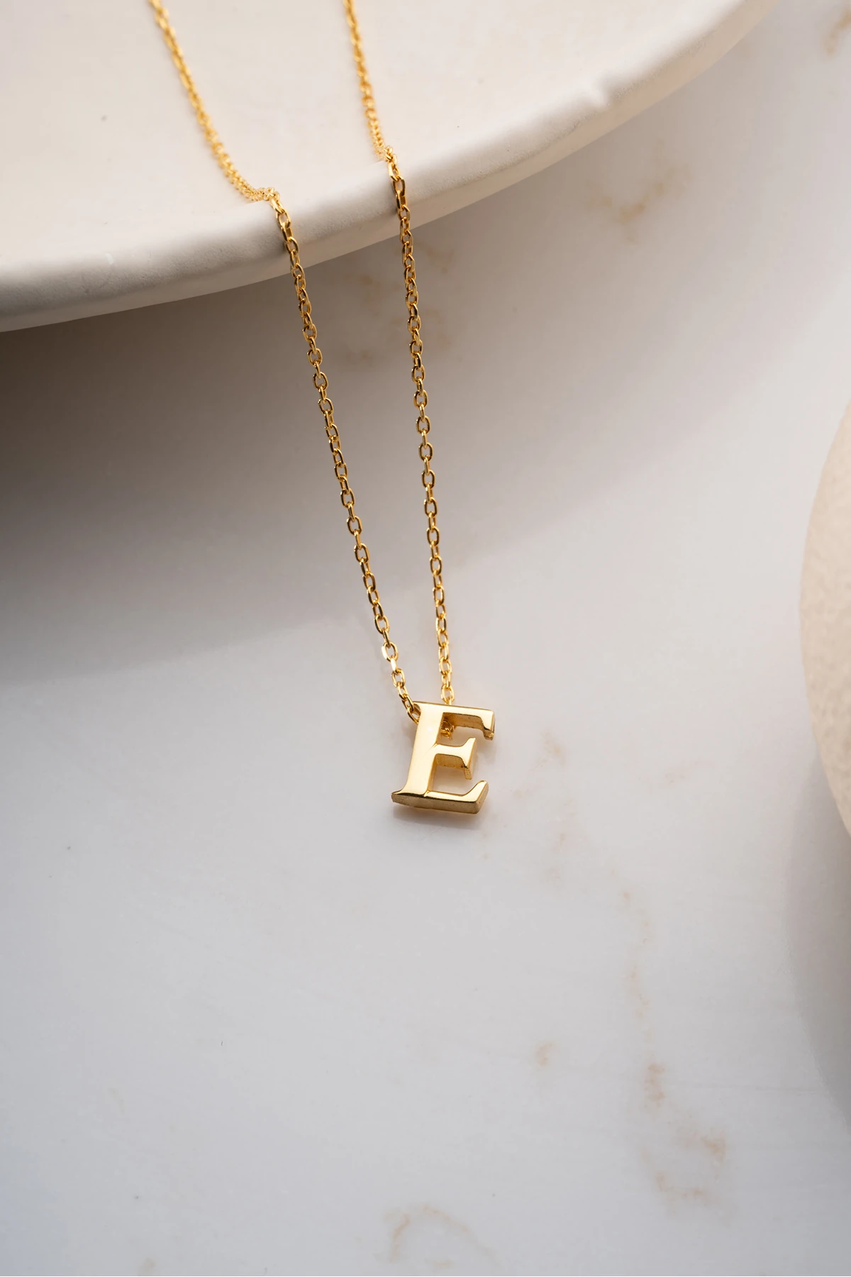 Gümüş Kişiye Özel Harf Kolye