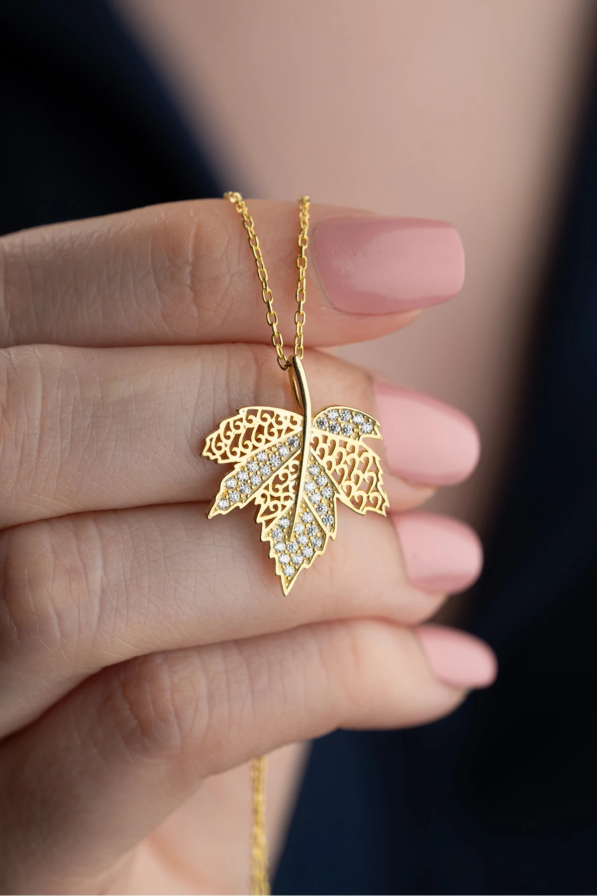 Çınar Yaprağı Kolye