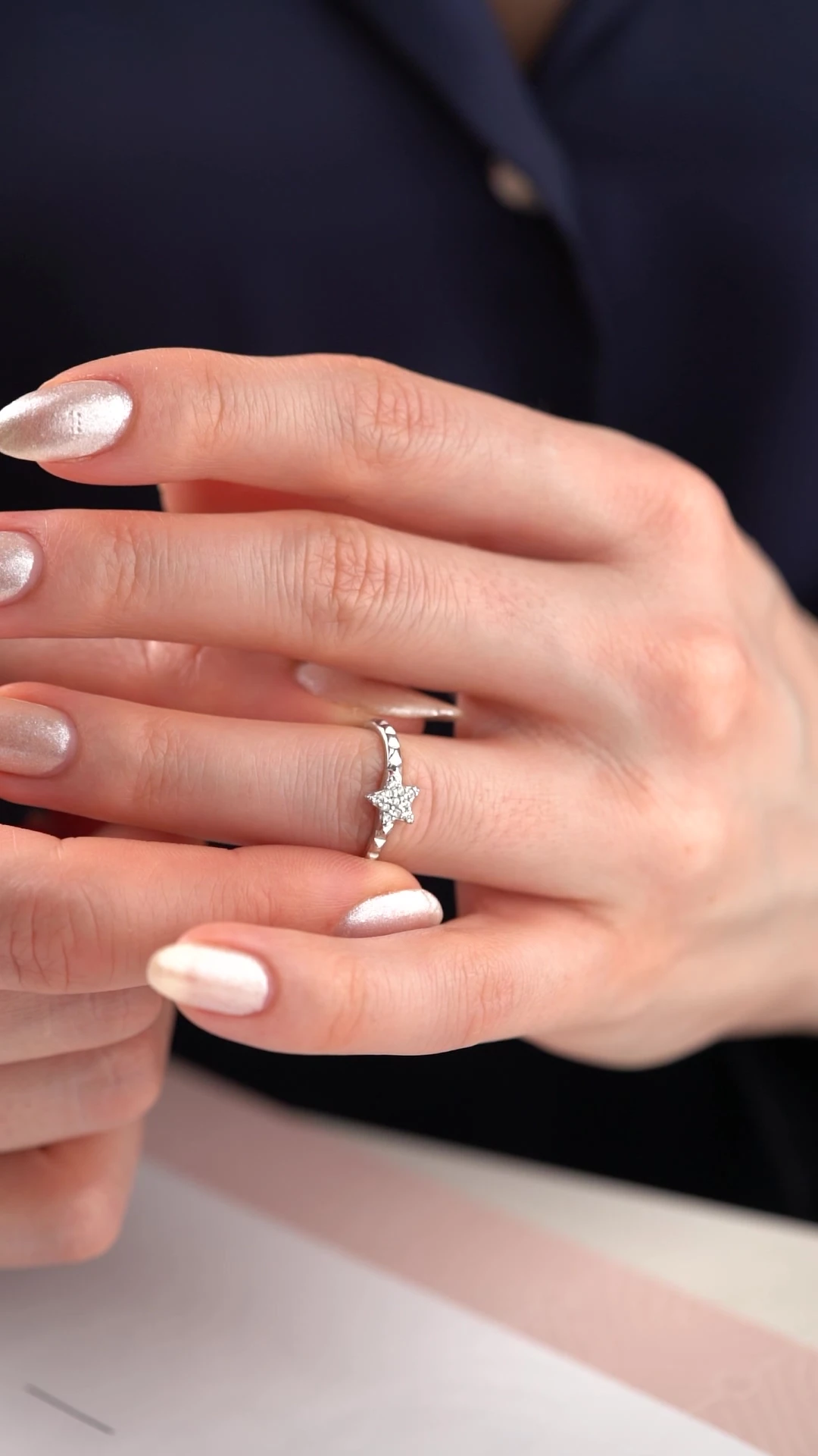 Gümüş Zirkon Taşlı Yıldız Yüzük