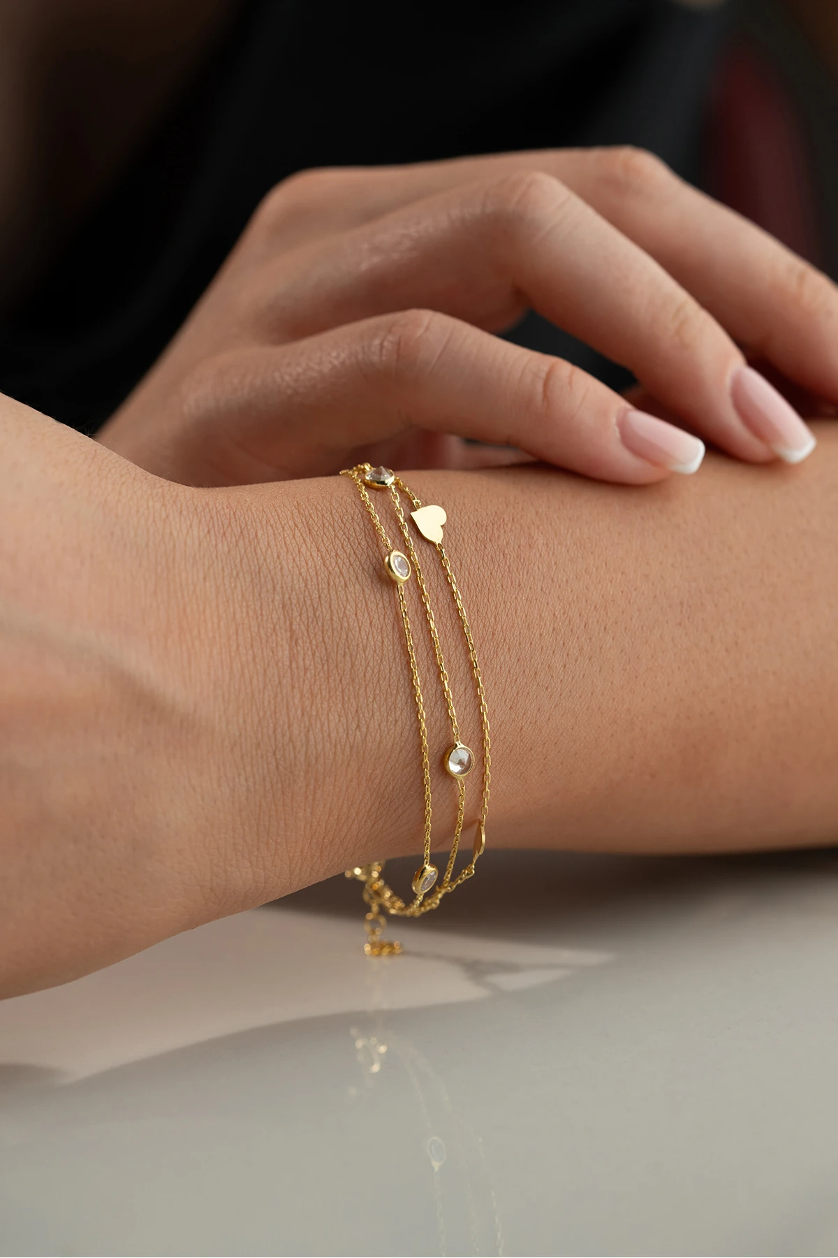 Gümüş Kalpli Taşlı Bileklik