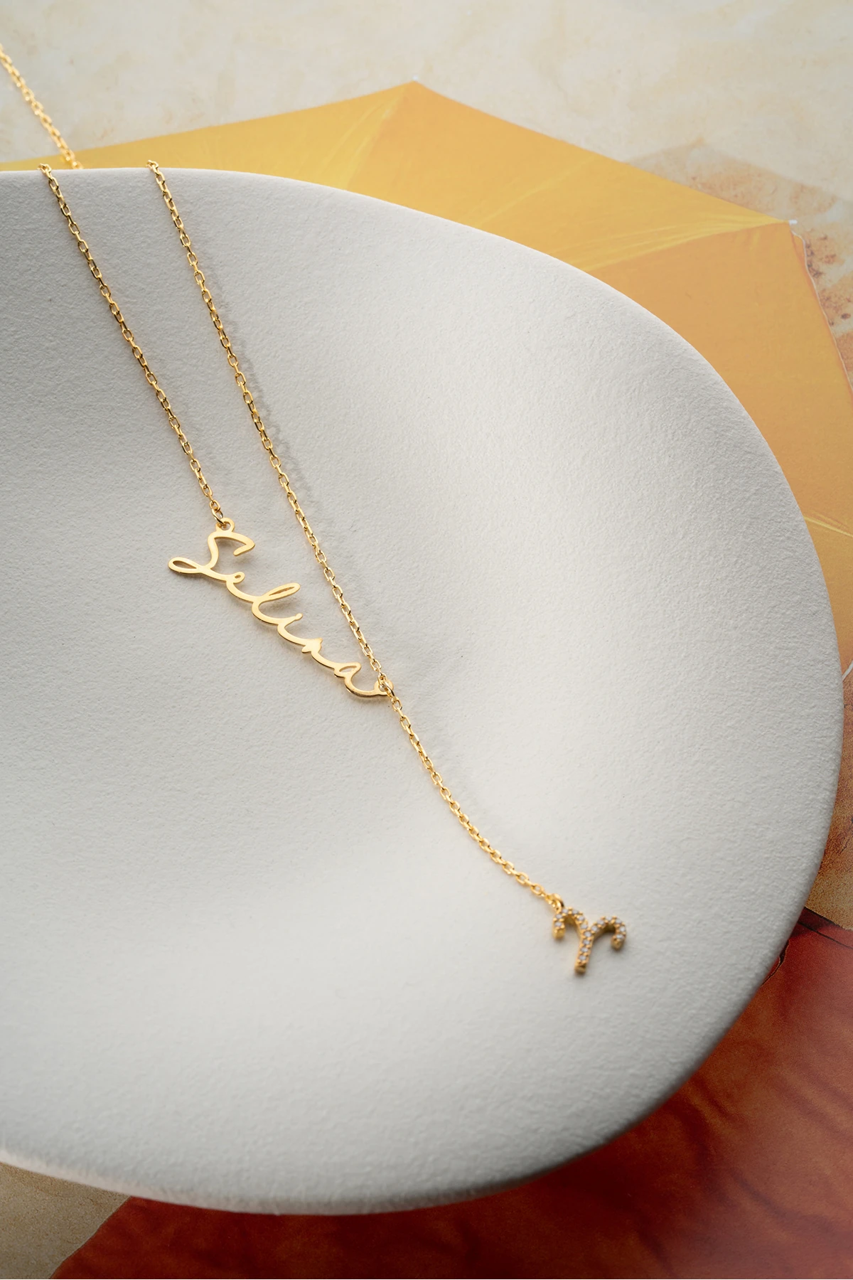 Gümüş Kişiye Özel İsimli Kolye