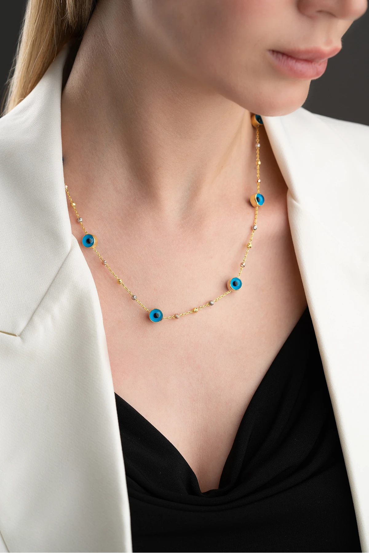 Gümüş Toplu Göz Nazarlı Kolye