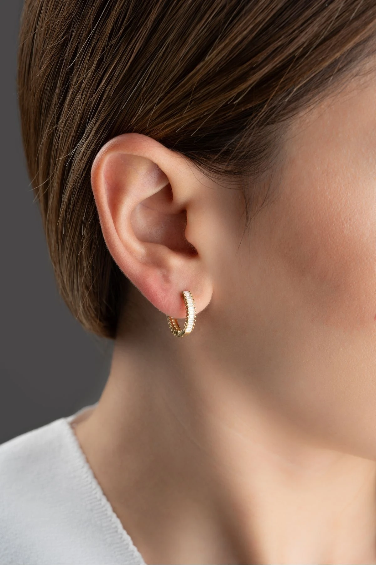 Gümüş Baget Taşlı Halka Küpe