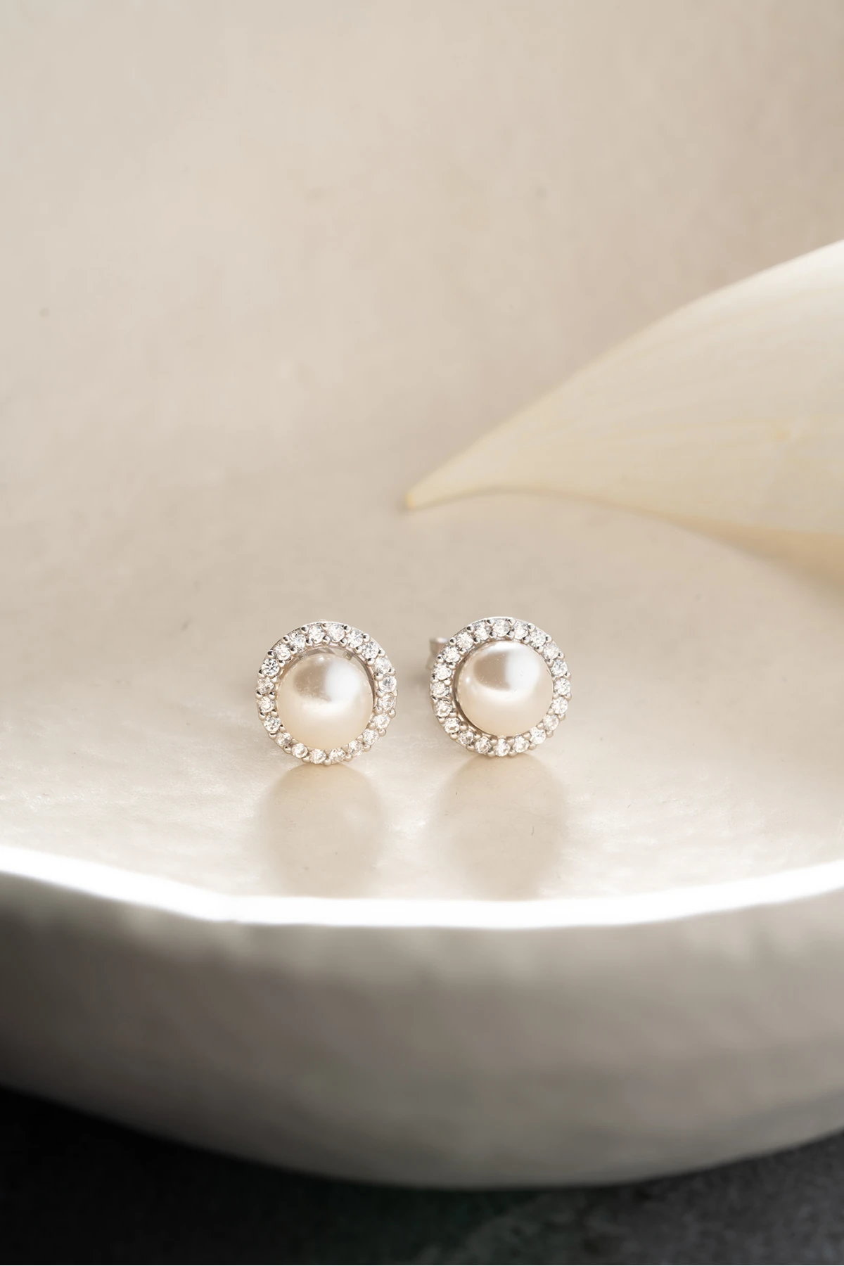 Gümüş İnci Küpesi