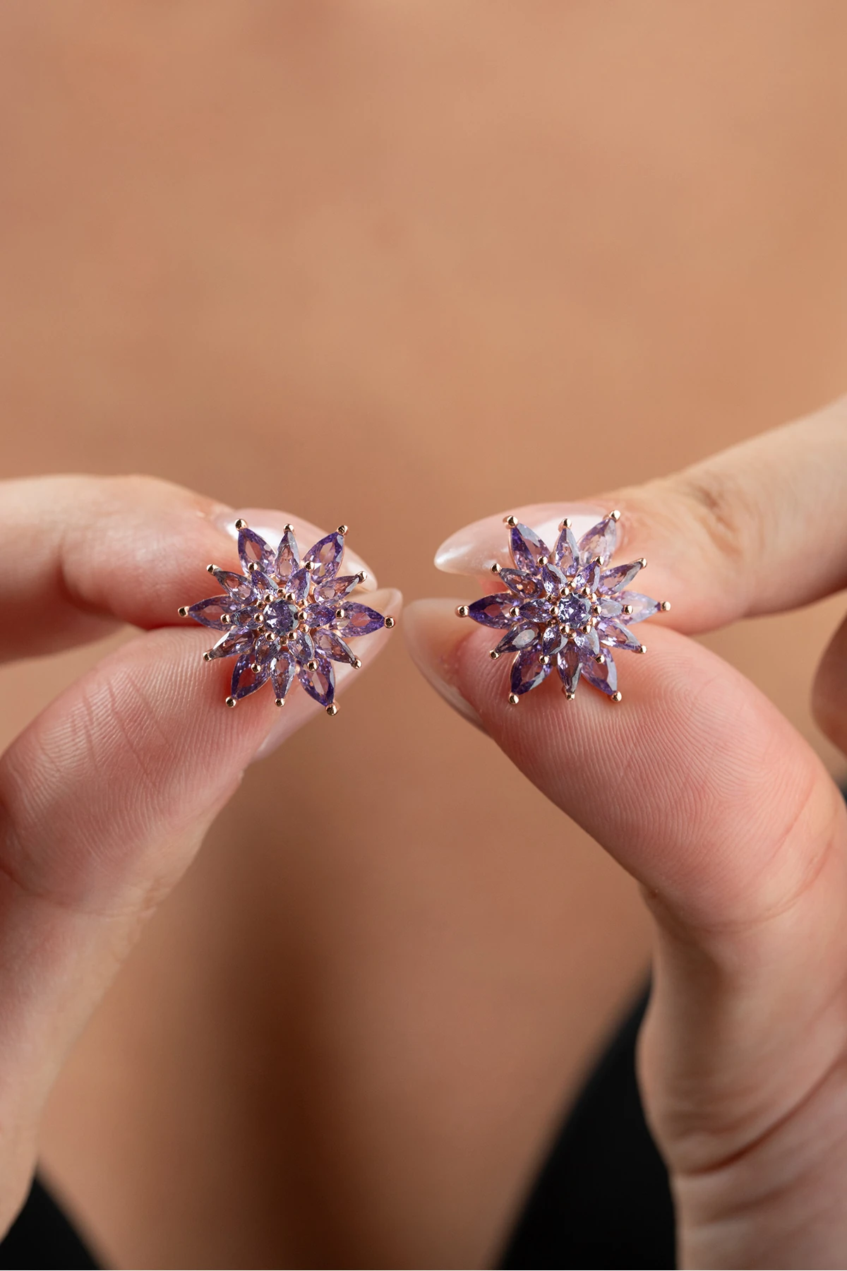 Gümüş Lotus Küpe