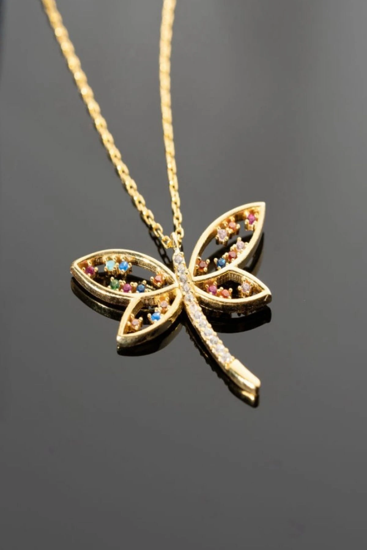 Gümüş Renkli Taşlı Yusufçuk Kolye