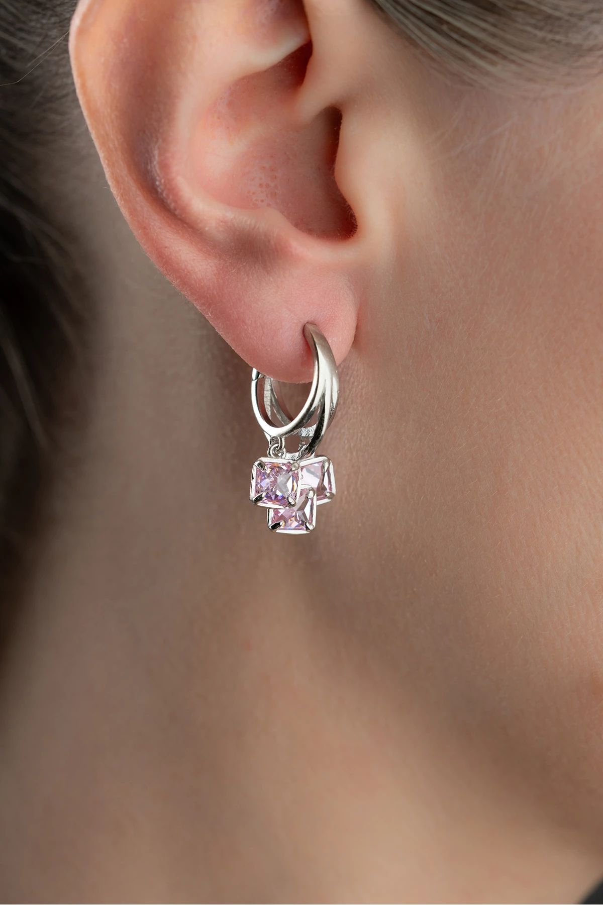 Gümüş Pembe Taşlı Küpe