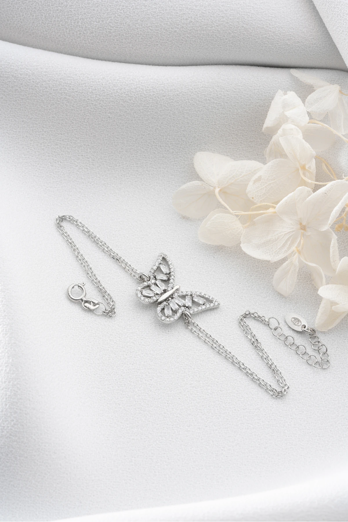 Gümüş Baget Taşlı Kelebek Bileklik