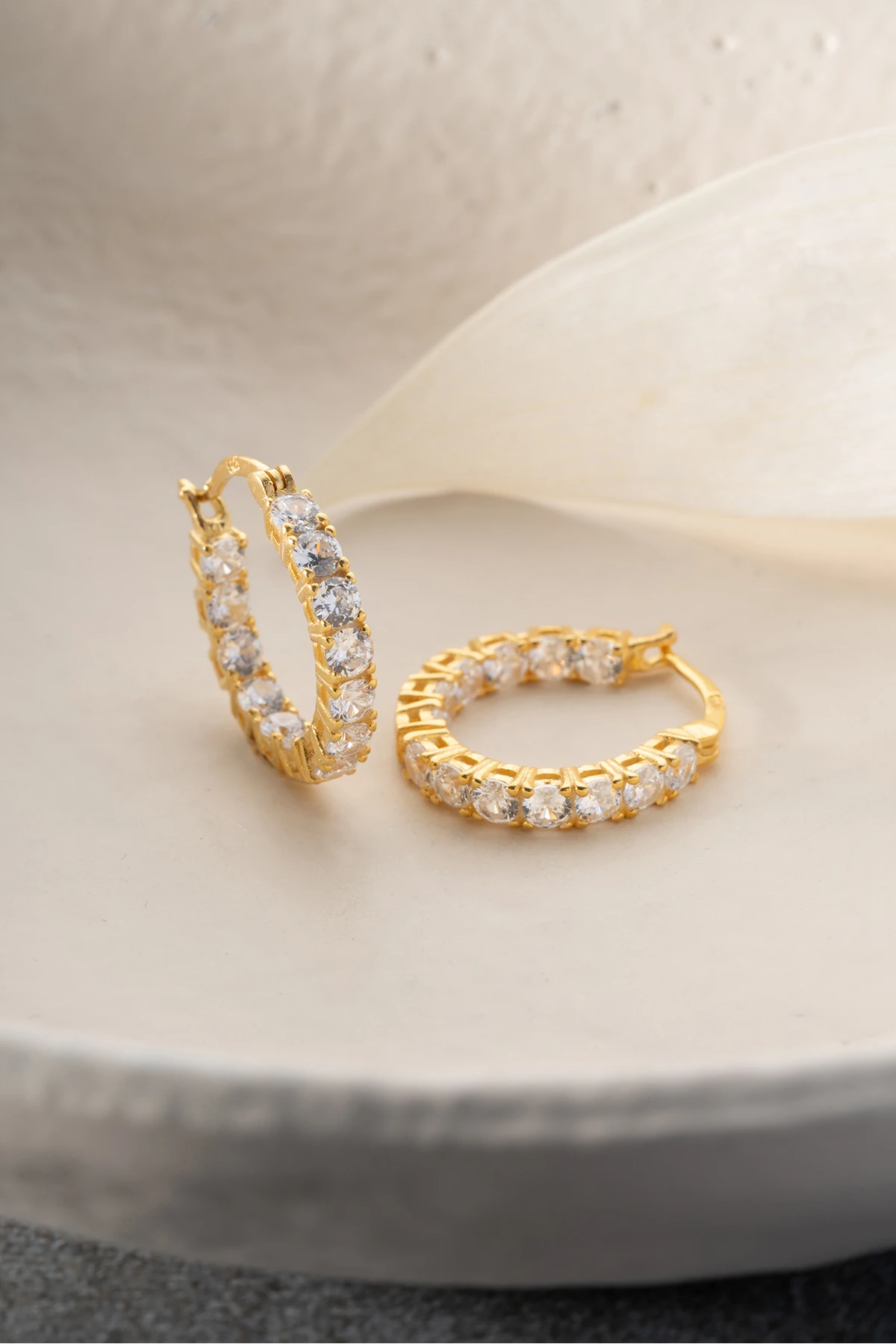 Gümüş Taşlı Halka Taşlı Küpe