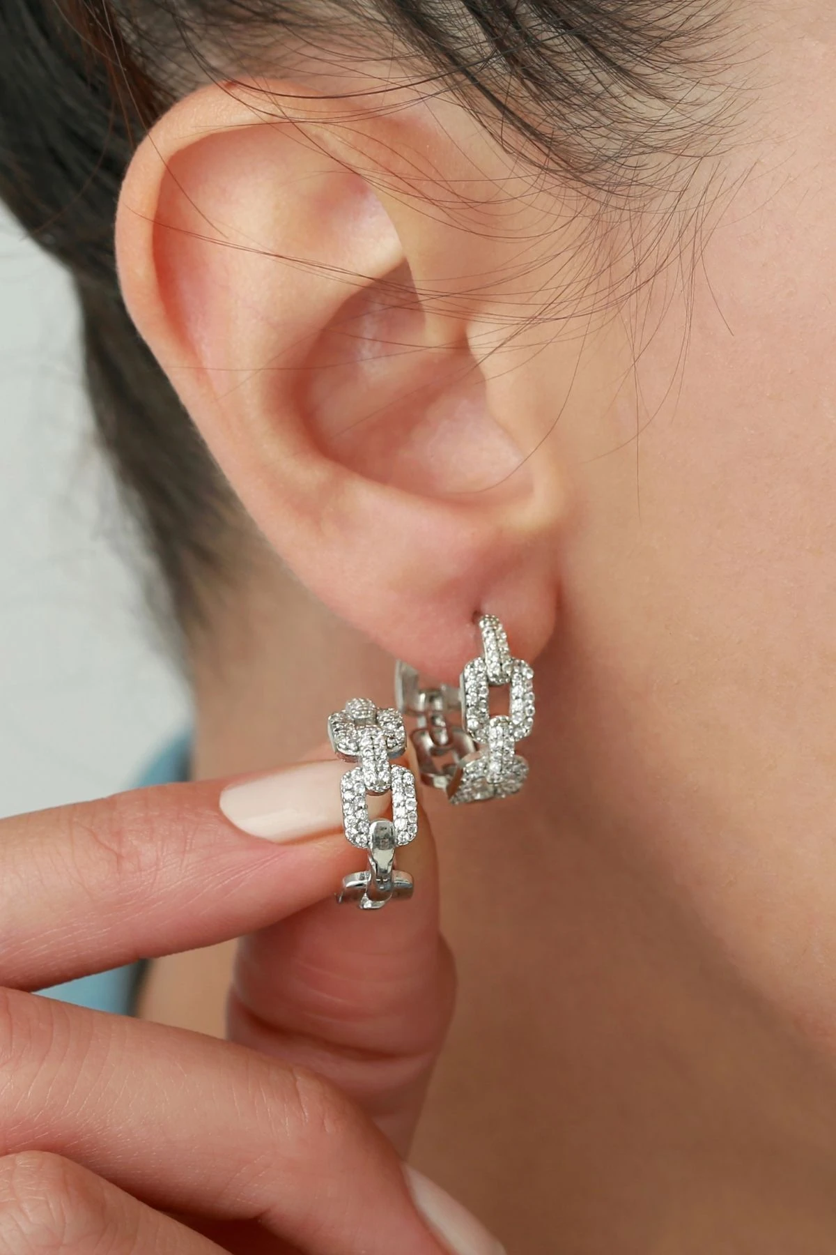 Gümüş Taşlı Örgü Küpe