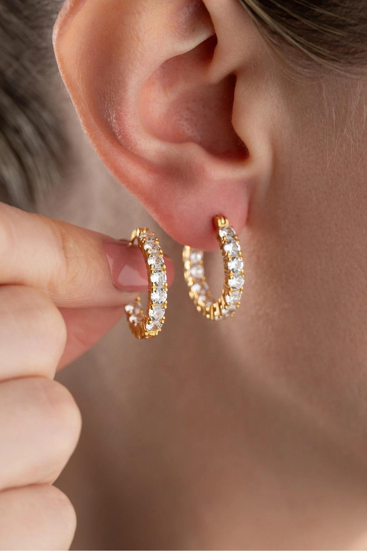 Gümüş Taşlı Halka Taşlı Küpe