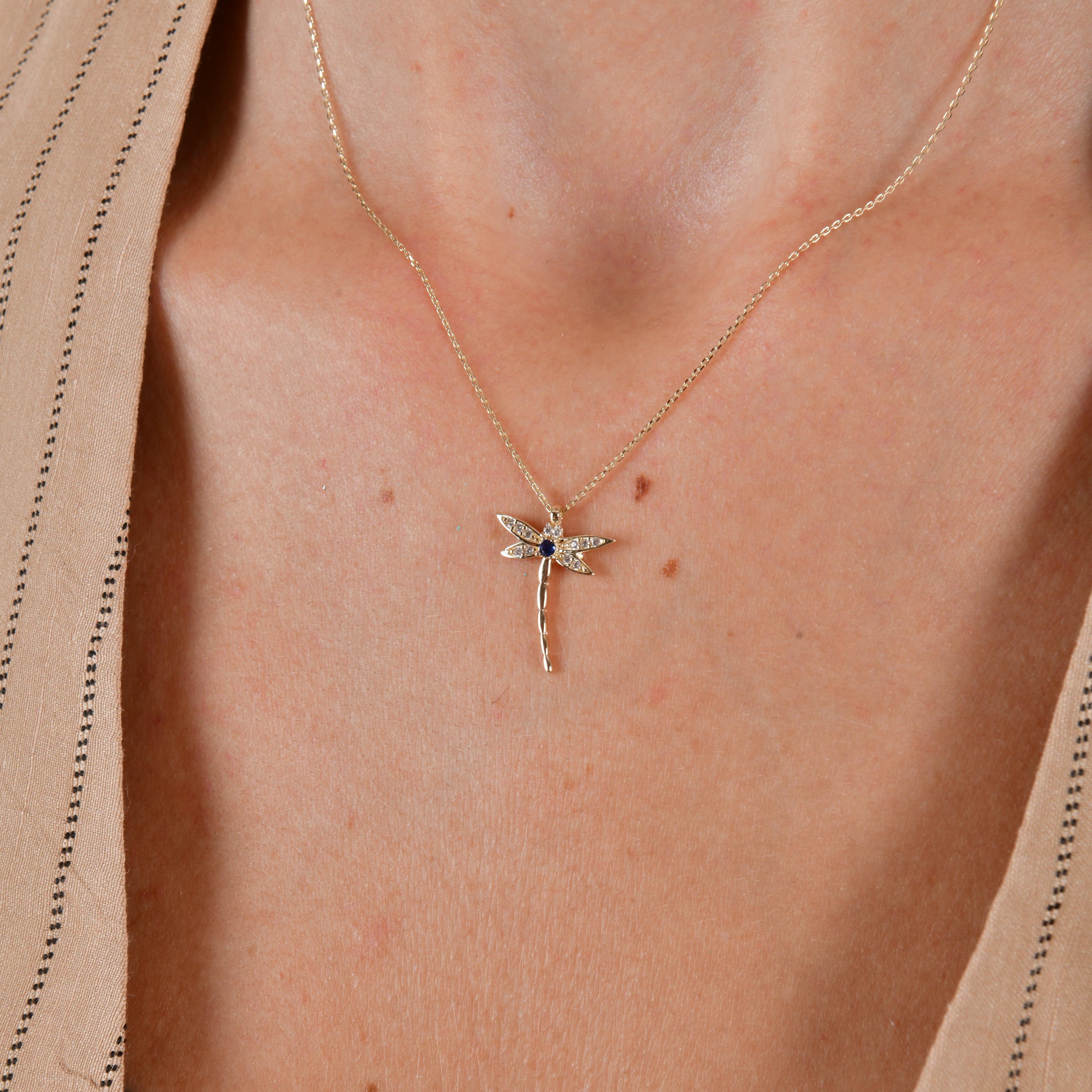 Minimalistic Dragonfly Necklace