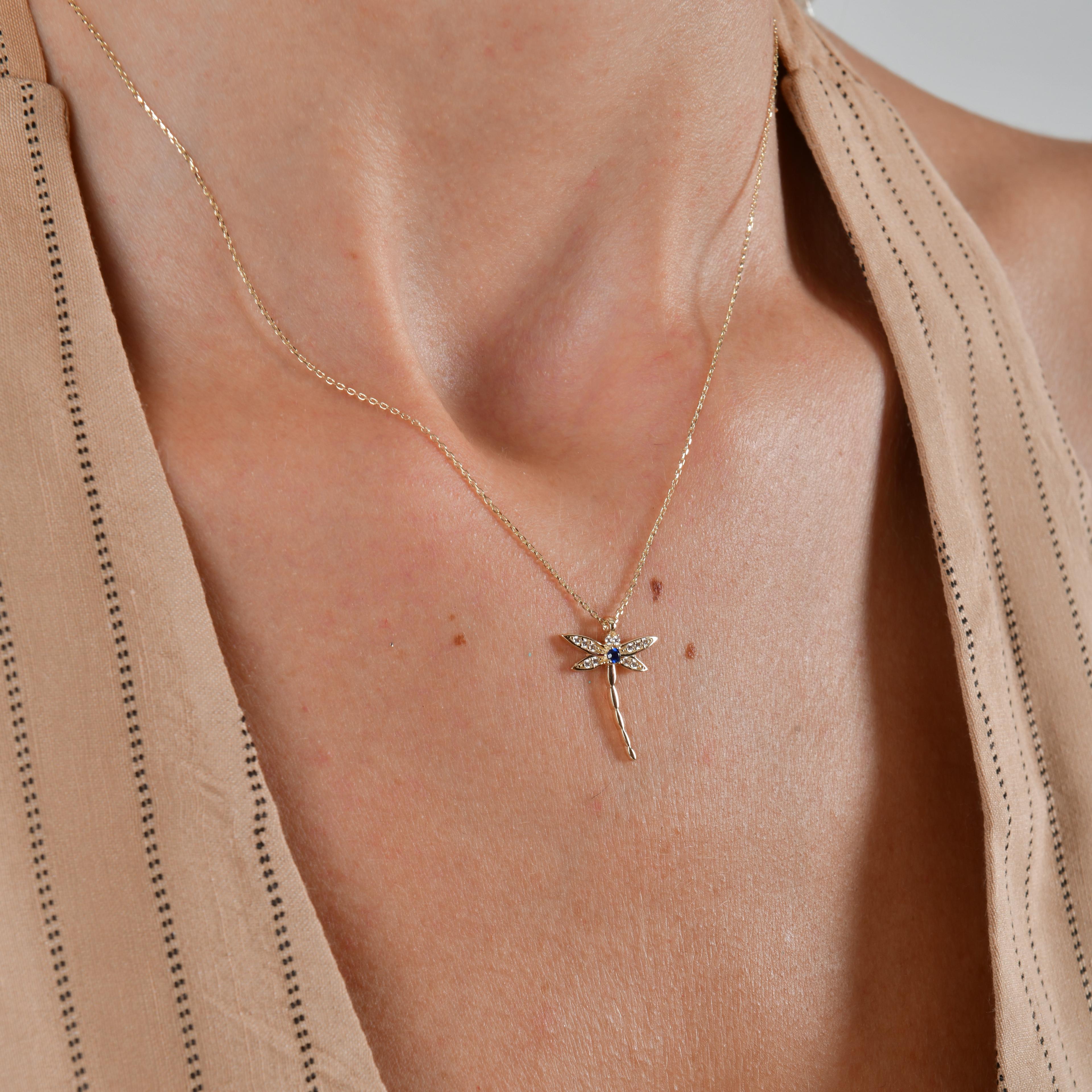 Minimalistic Dragonfly Necklace