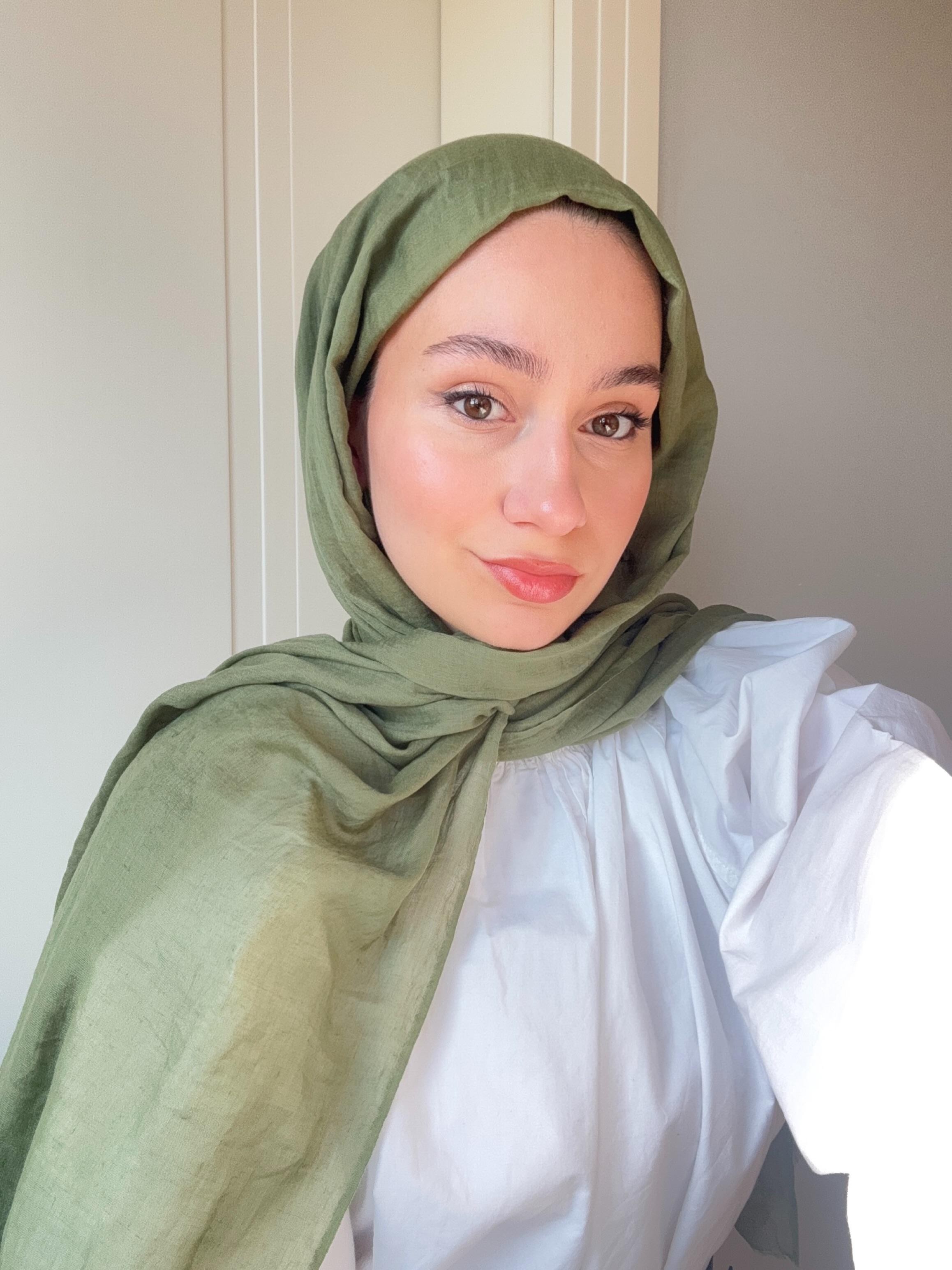 ÇAĞLA YEŞİLİ thumbnail image
