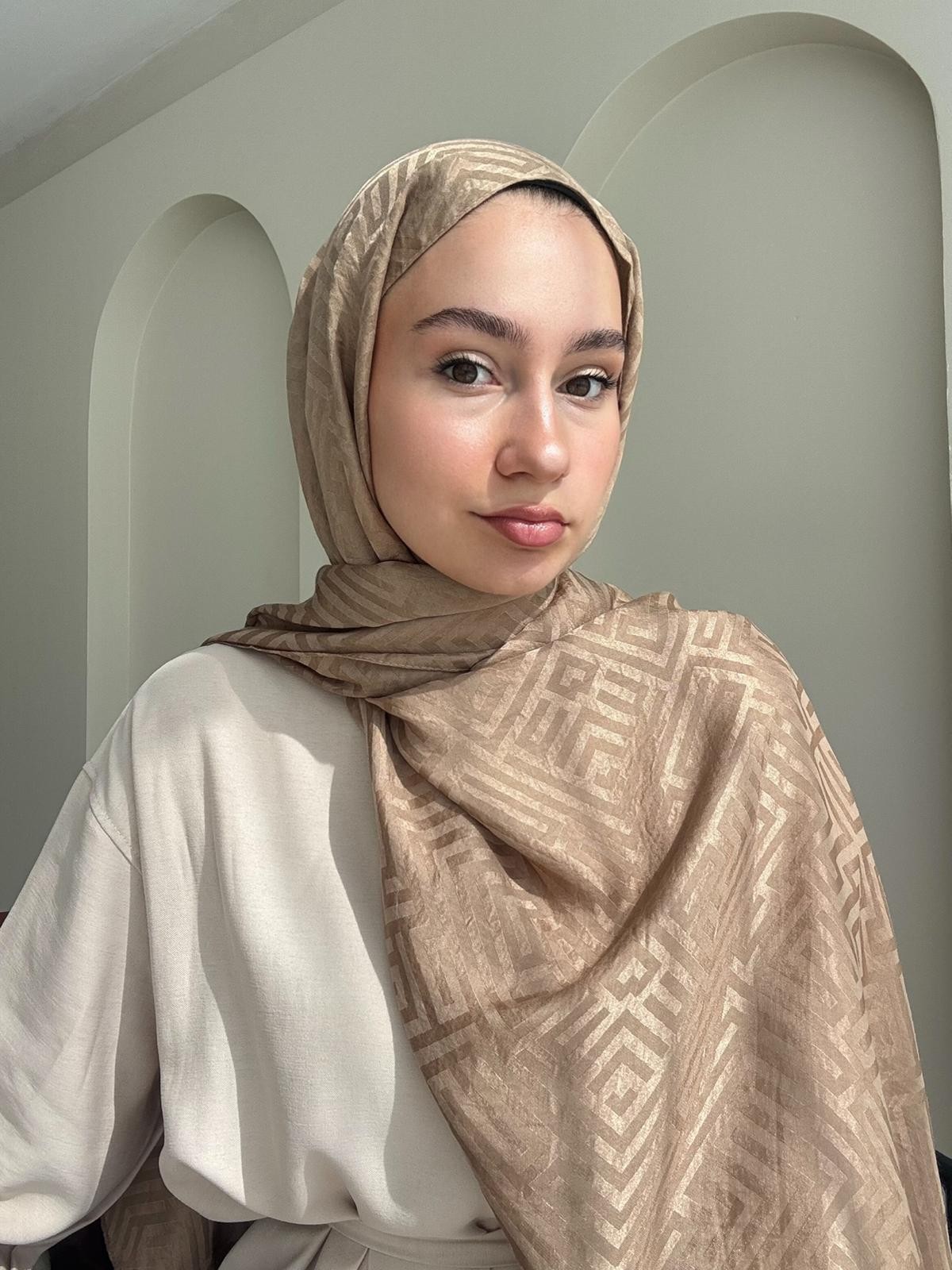 Camel thumbnail image