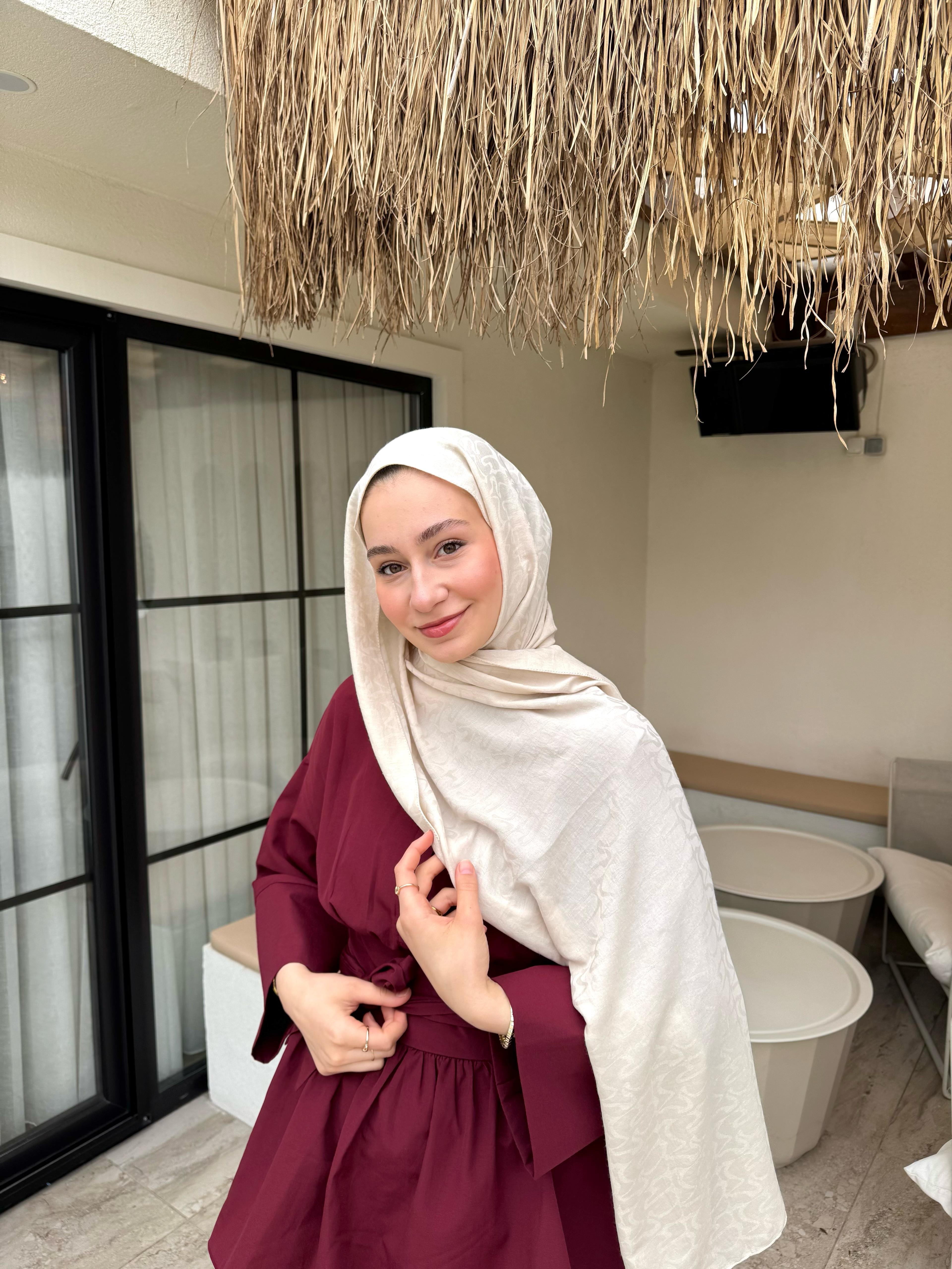 Mona Kraş Jakar Şal - BEJ image