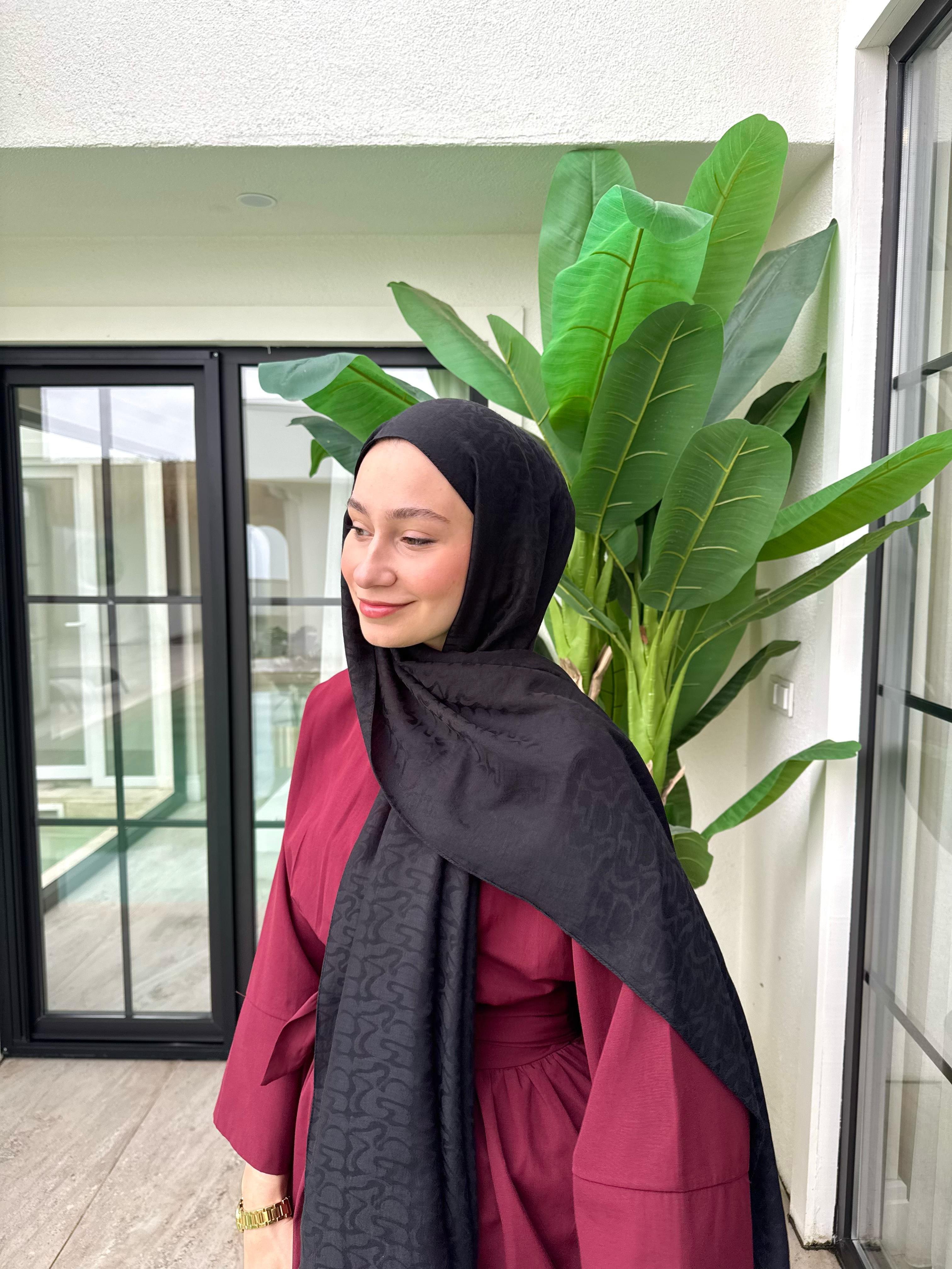 Mona Kraş Jakar Şal - SİYAH image