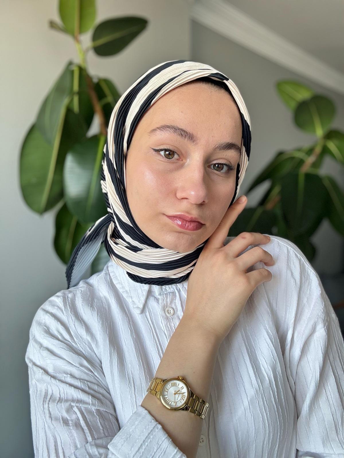 Pilise Eşarp- Siyah & Bej