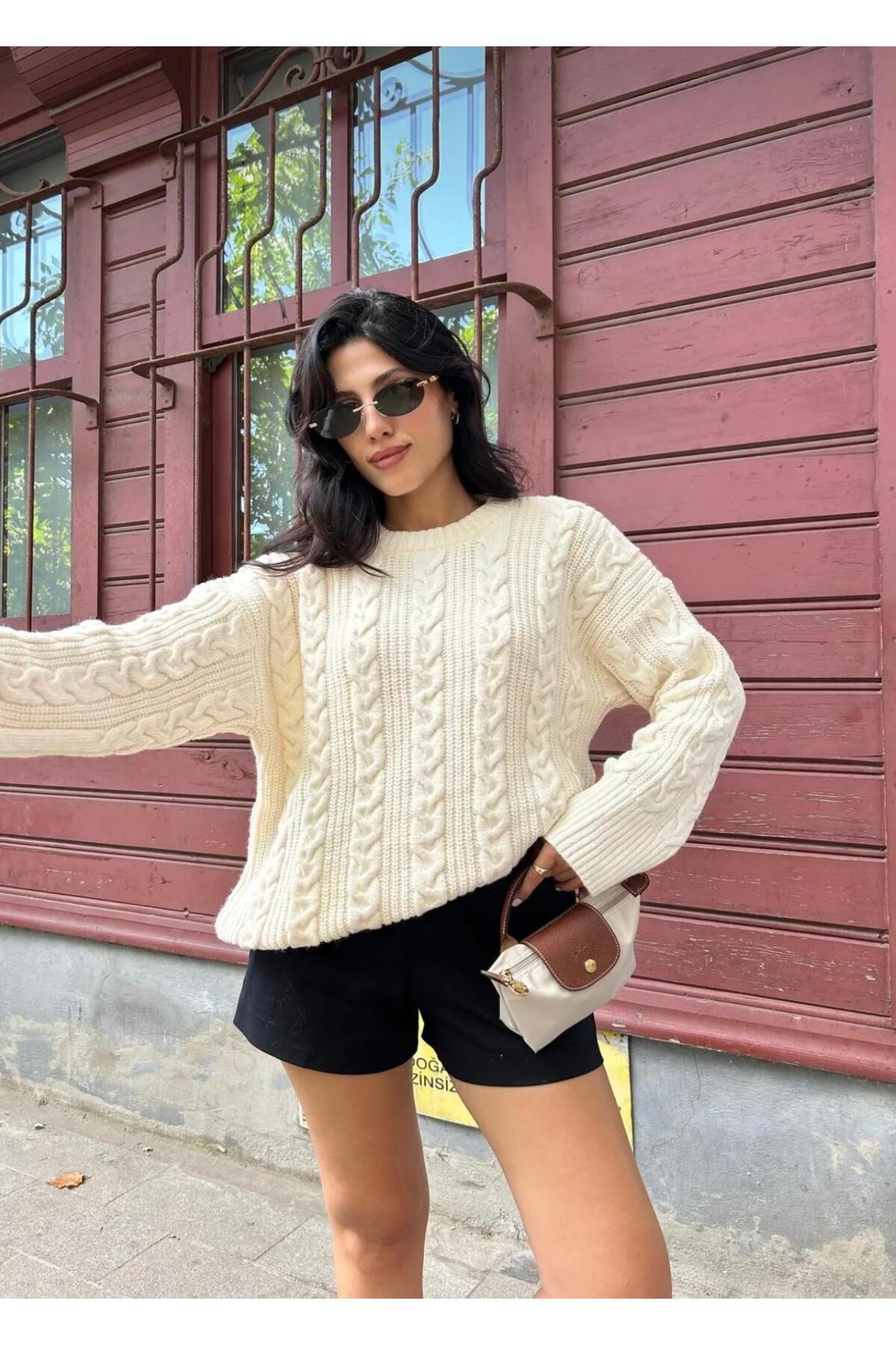 DGN'S SAÇ ÖRGÜLÜ BİSİKLET YAKA YUMUŞAK DOKULU KADIN TRİKO KAZAK