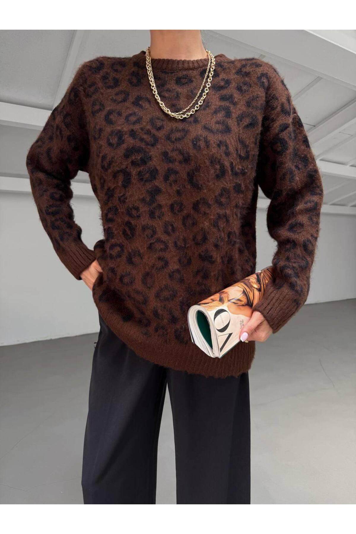 DGN'S LEOPAR DESENLİ BİSİKLET YAKA KADIN UZUN TRİKO KAZAK