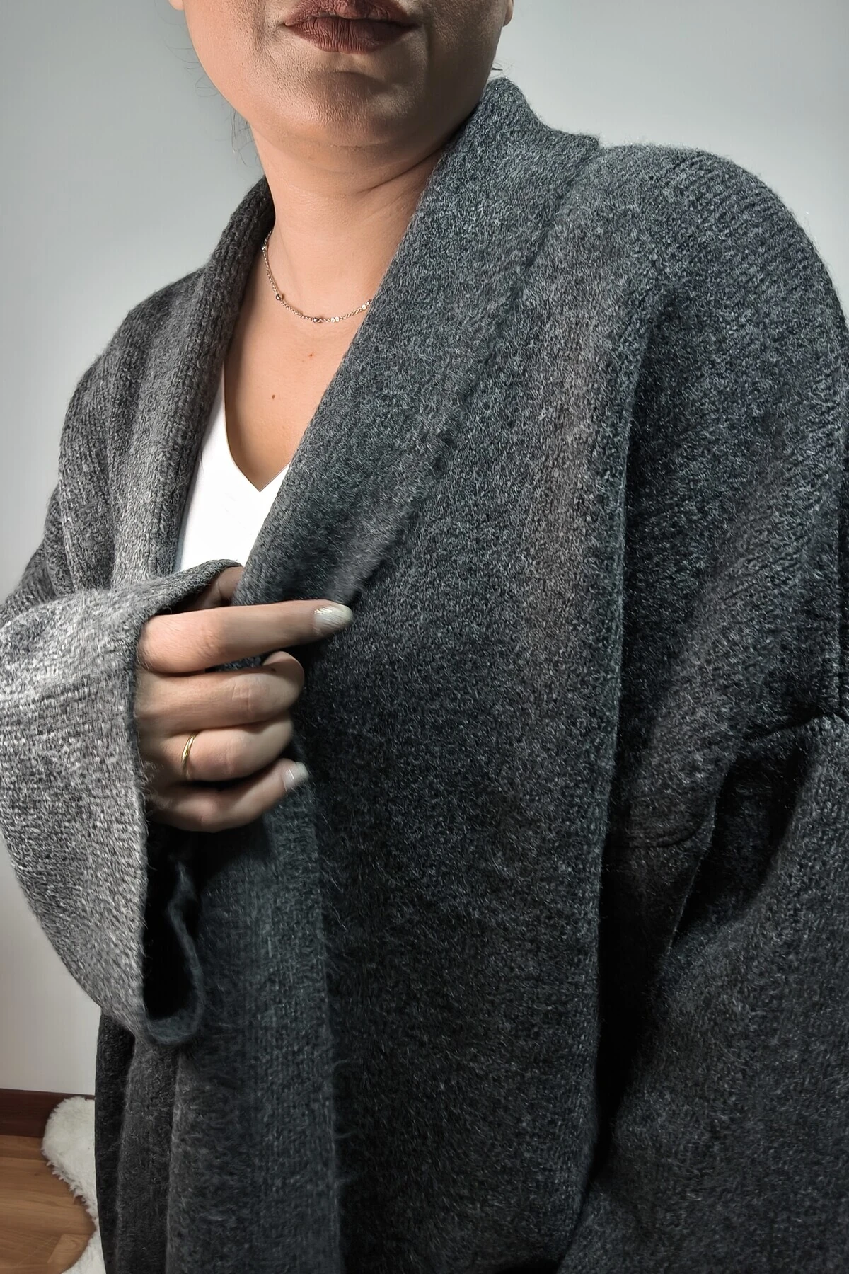 TRİKO KALIN UZUN OVERSİZE SALAŞ HIRKA BÜYÜK BEDEN UYUMLU