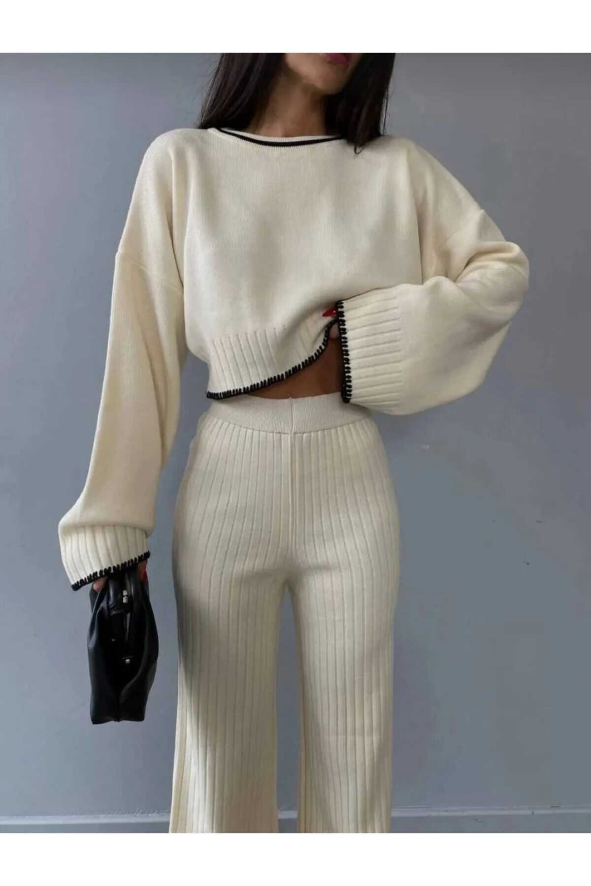 Krem Önü Nakış Detaylı Triko Pantolon Takım