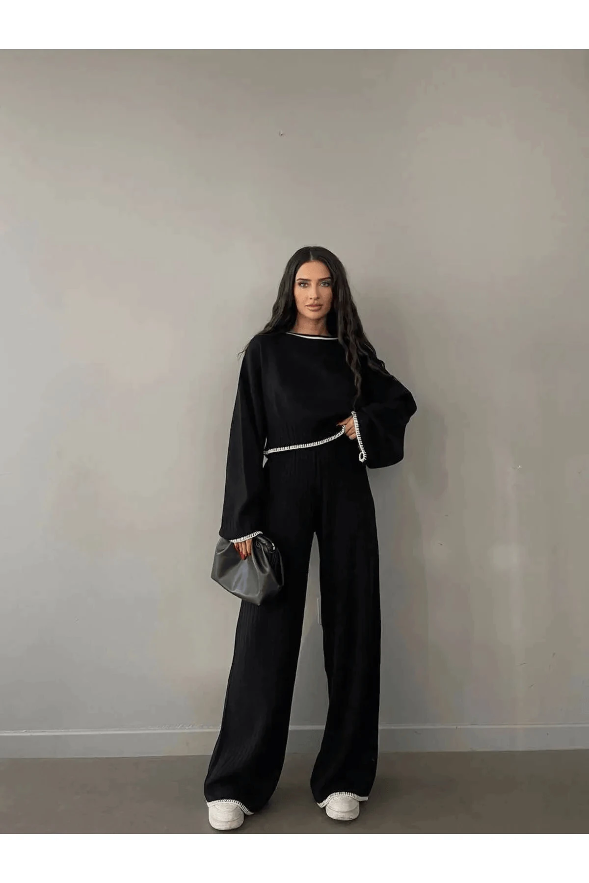 Çoban detaylı Kadın Siyah Triko Takım