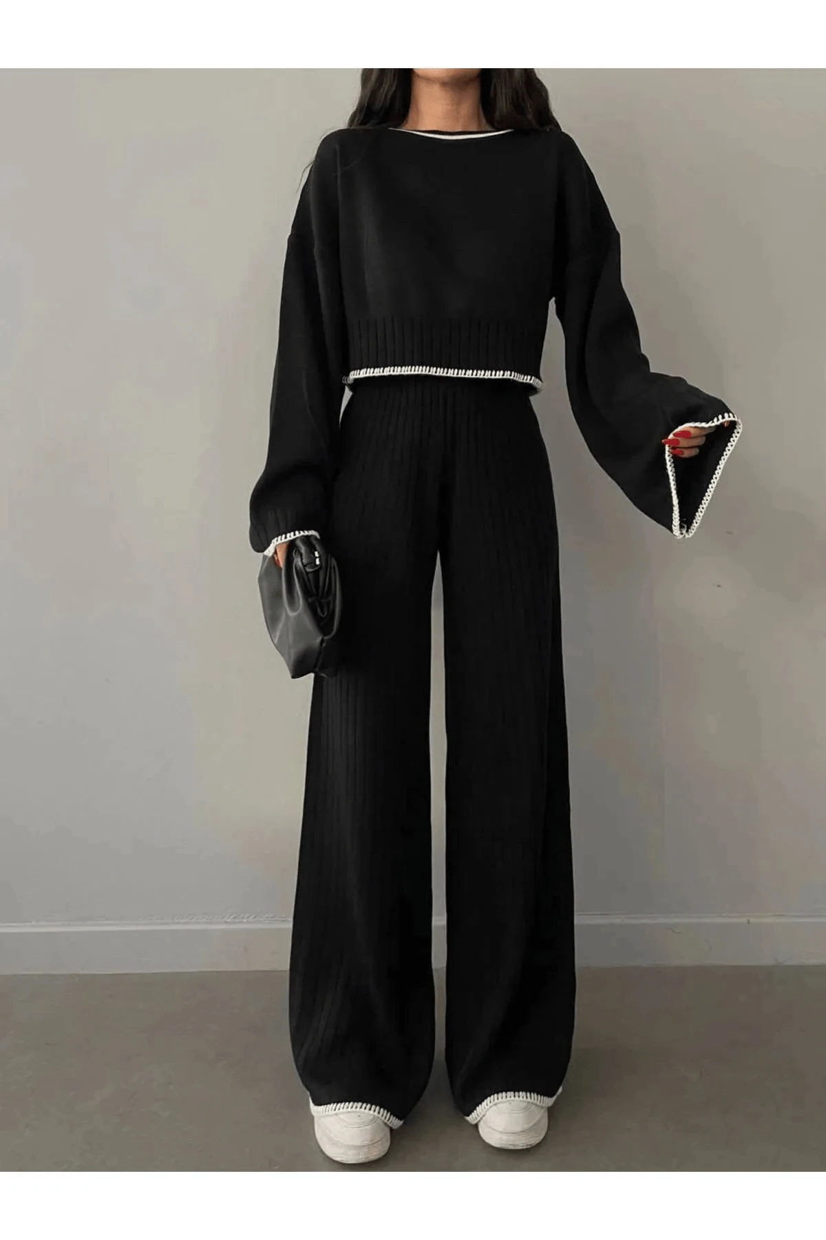 Çoban detaylı Kadın Siyah Triko Takım