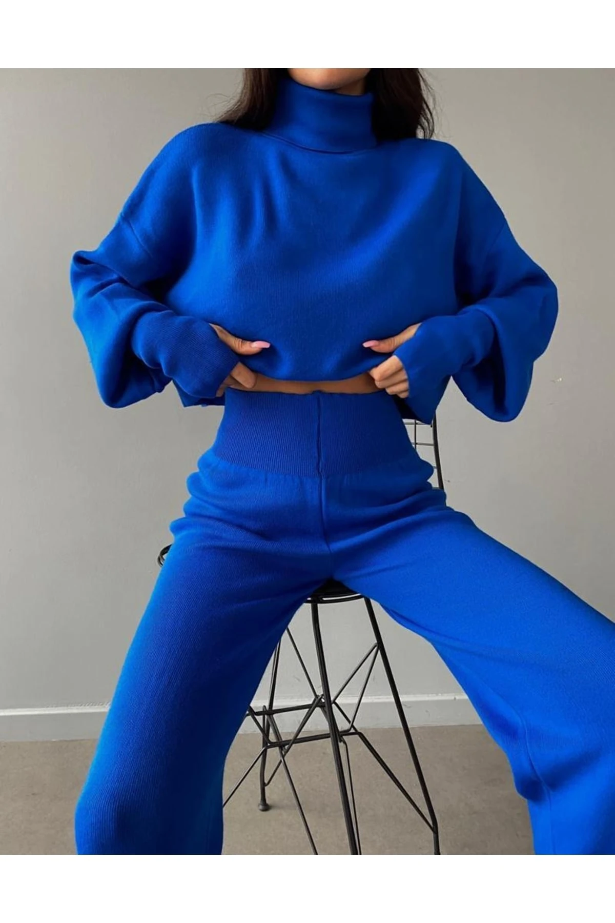 Mooi Butik Balıkçı Yaka Parmak Geçirmeli Alt-üst Sartre Takım 2978 - Mavi