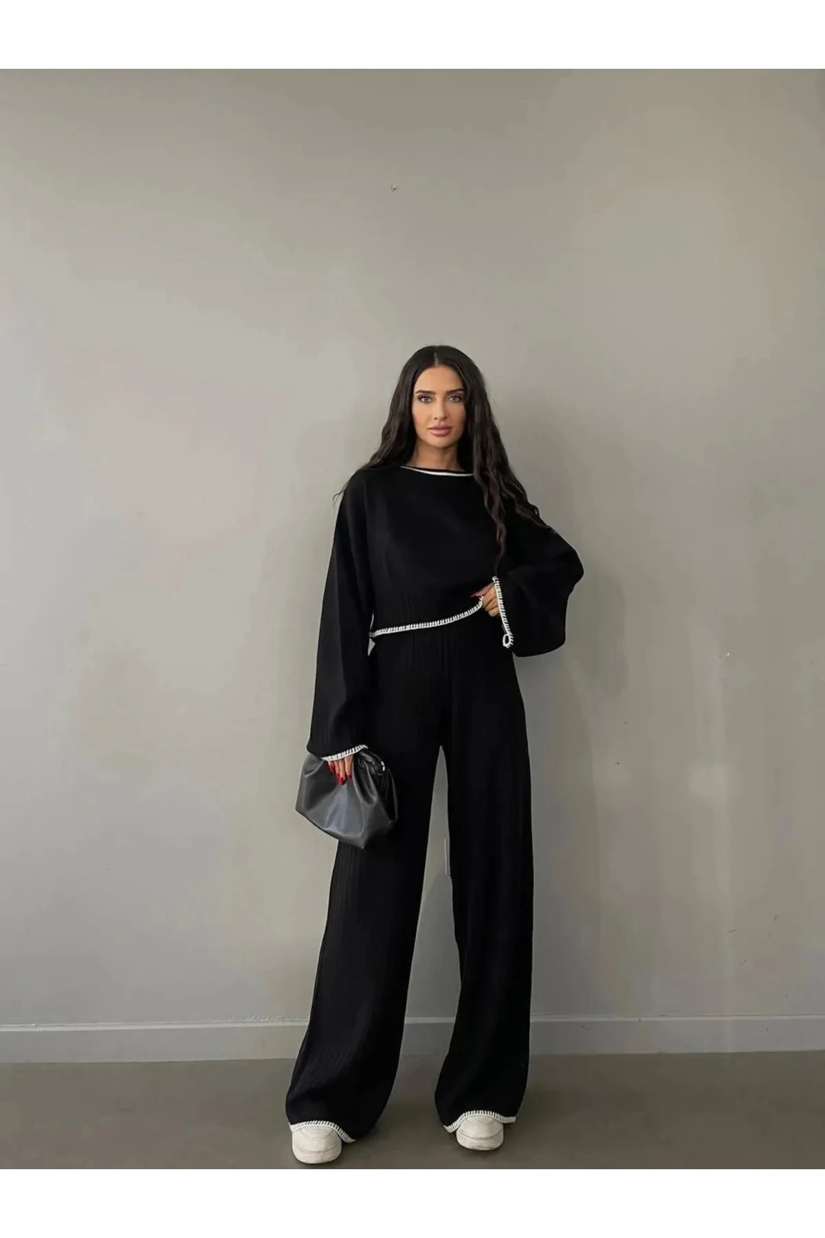 Krem Önü Nakış Detaylı Triko Pantolon Takım