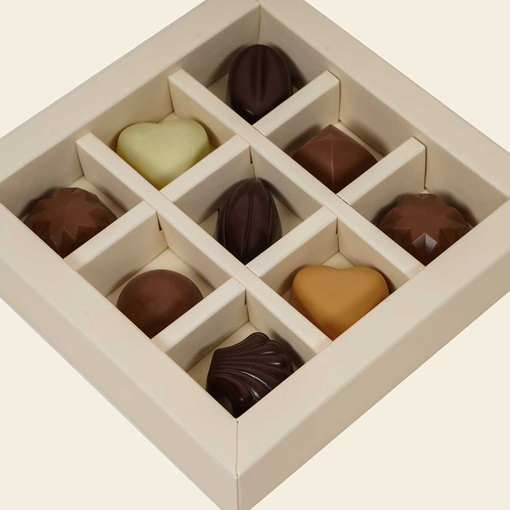 Klasik Spesiyal Kutu Pralin Çikolata 9 Adet - 250 gr | Laurent Chocolate