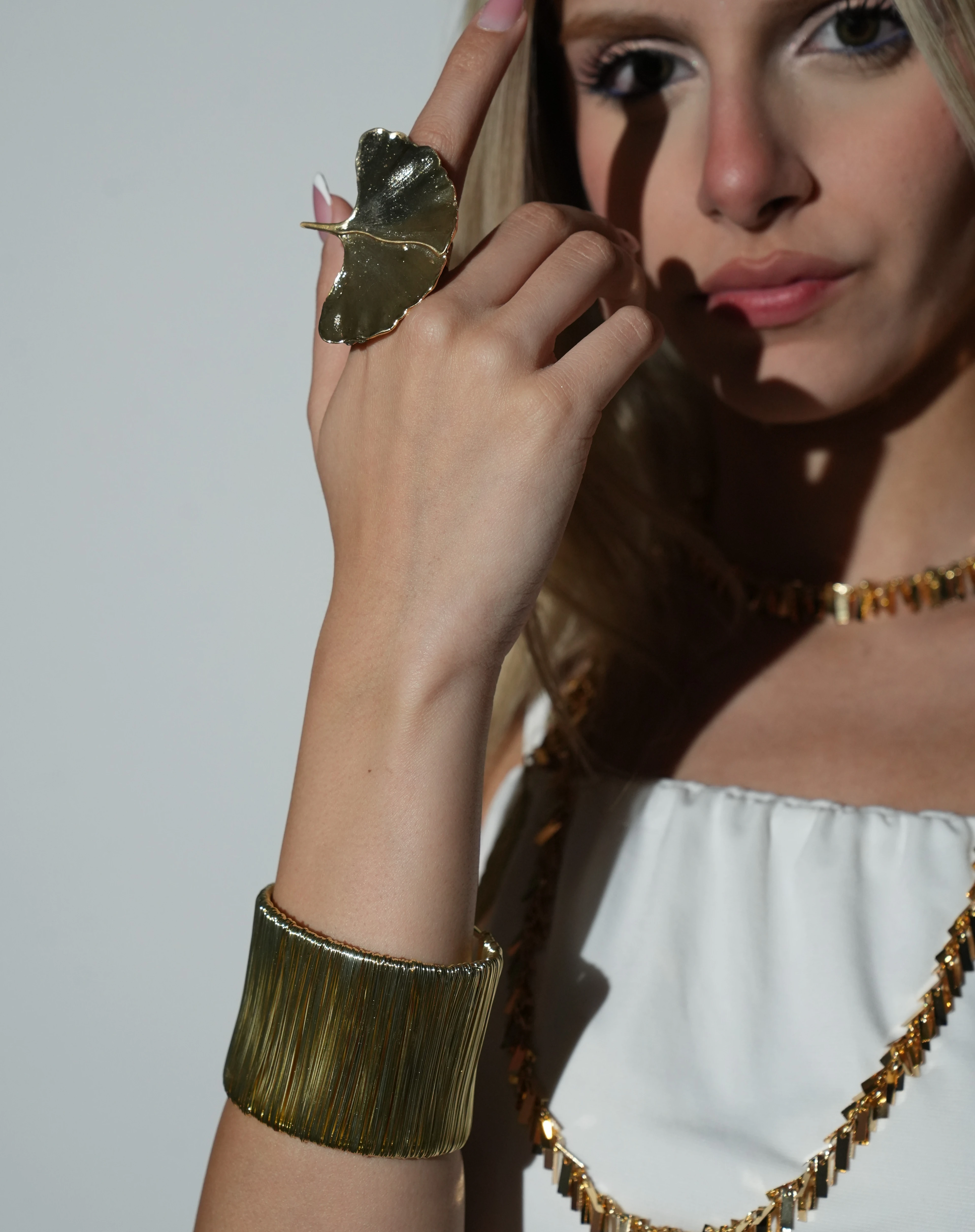 AÇIK GOLD SARMAL VIP KELEPÇE