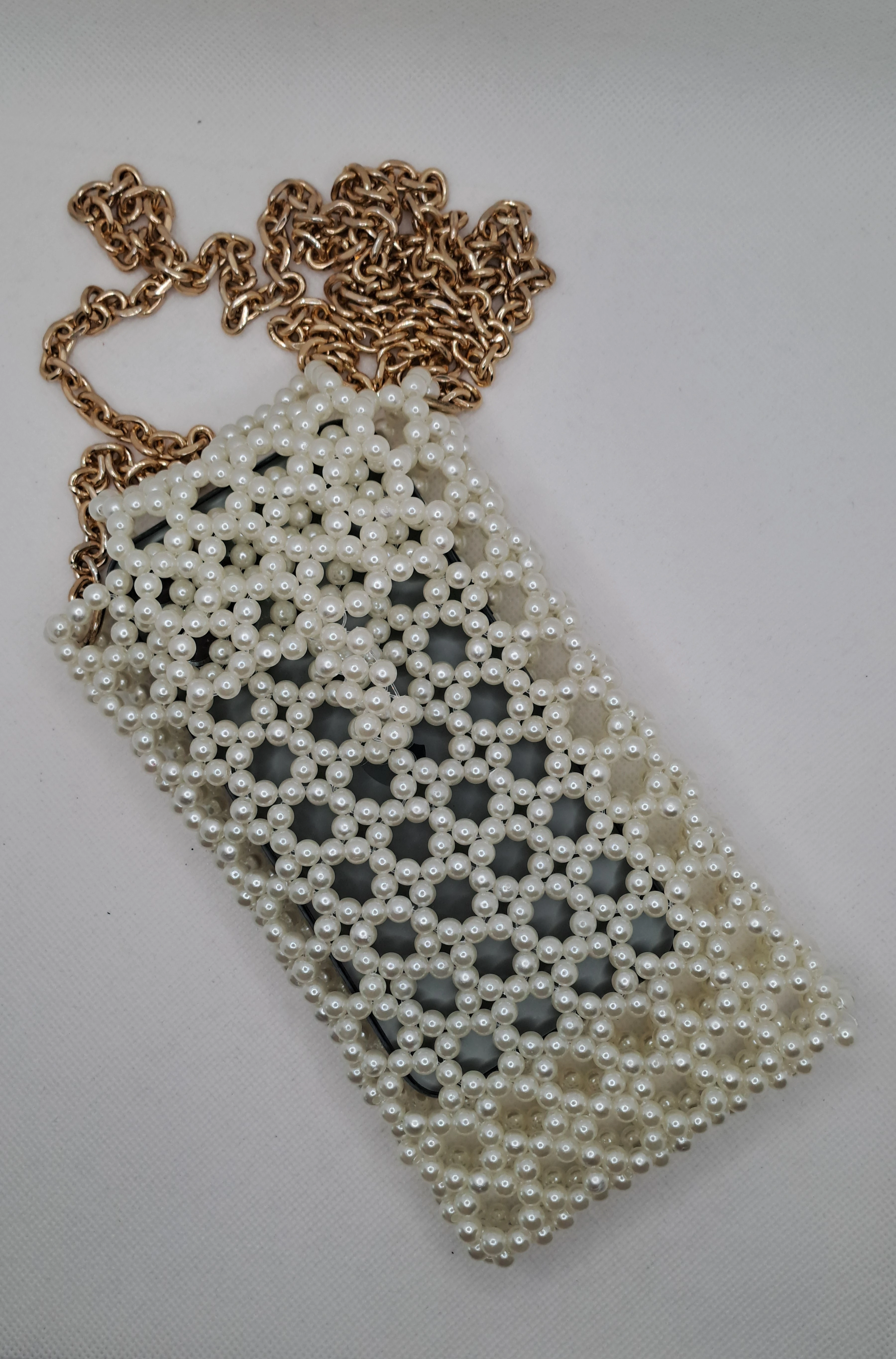 BEYAZ İNCİ TELEFONLUK